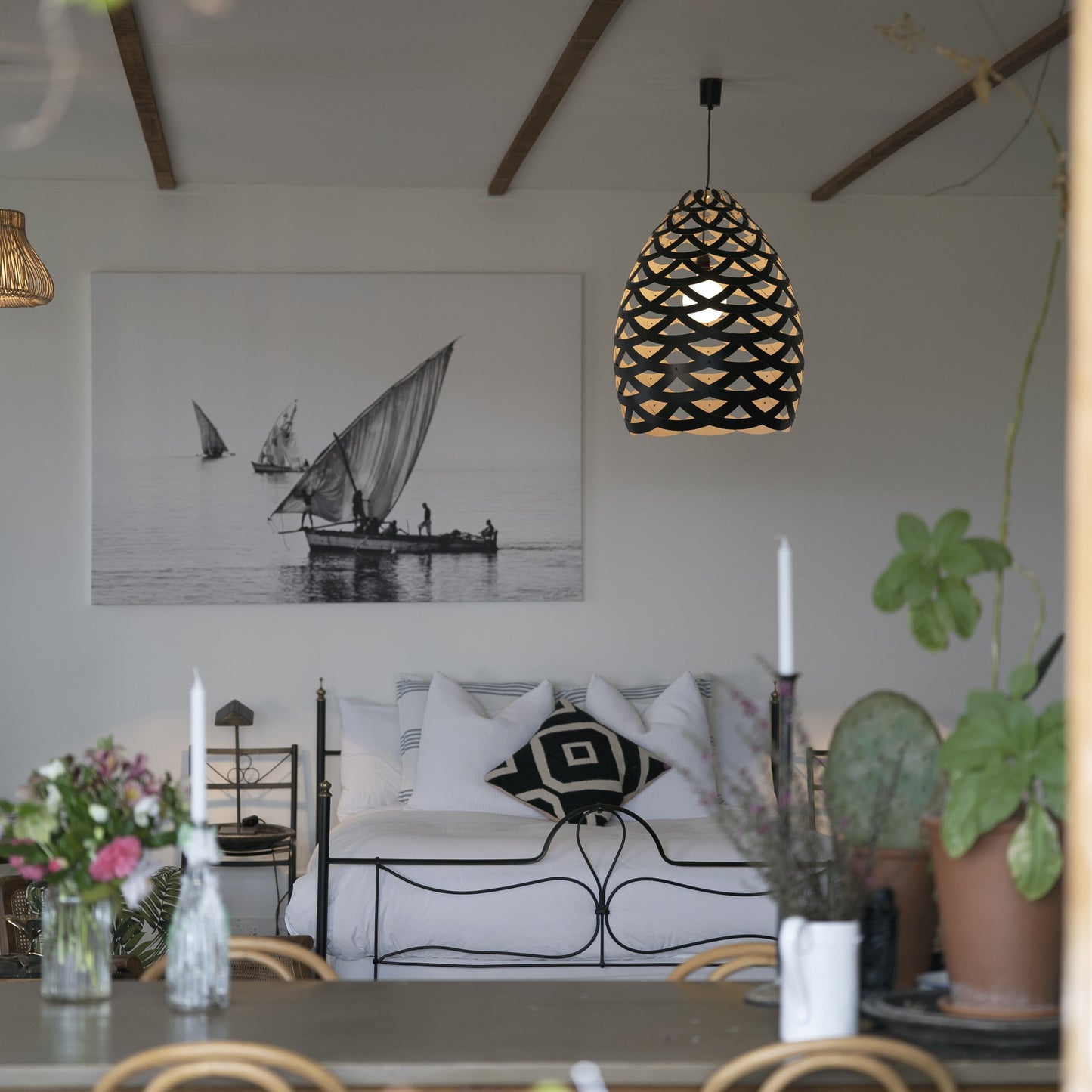 TUI Pendant Light