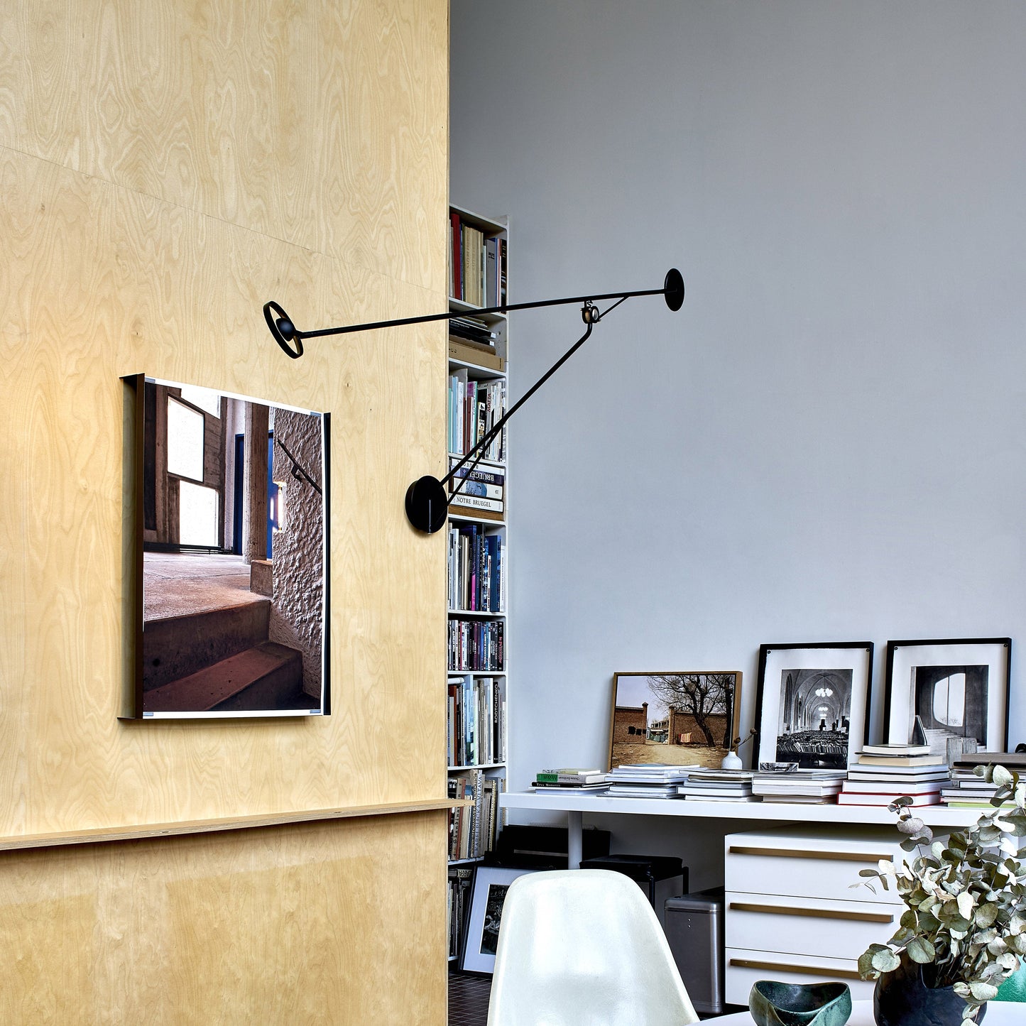 Aaro Wall Sconce