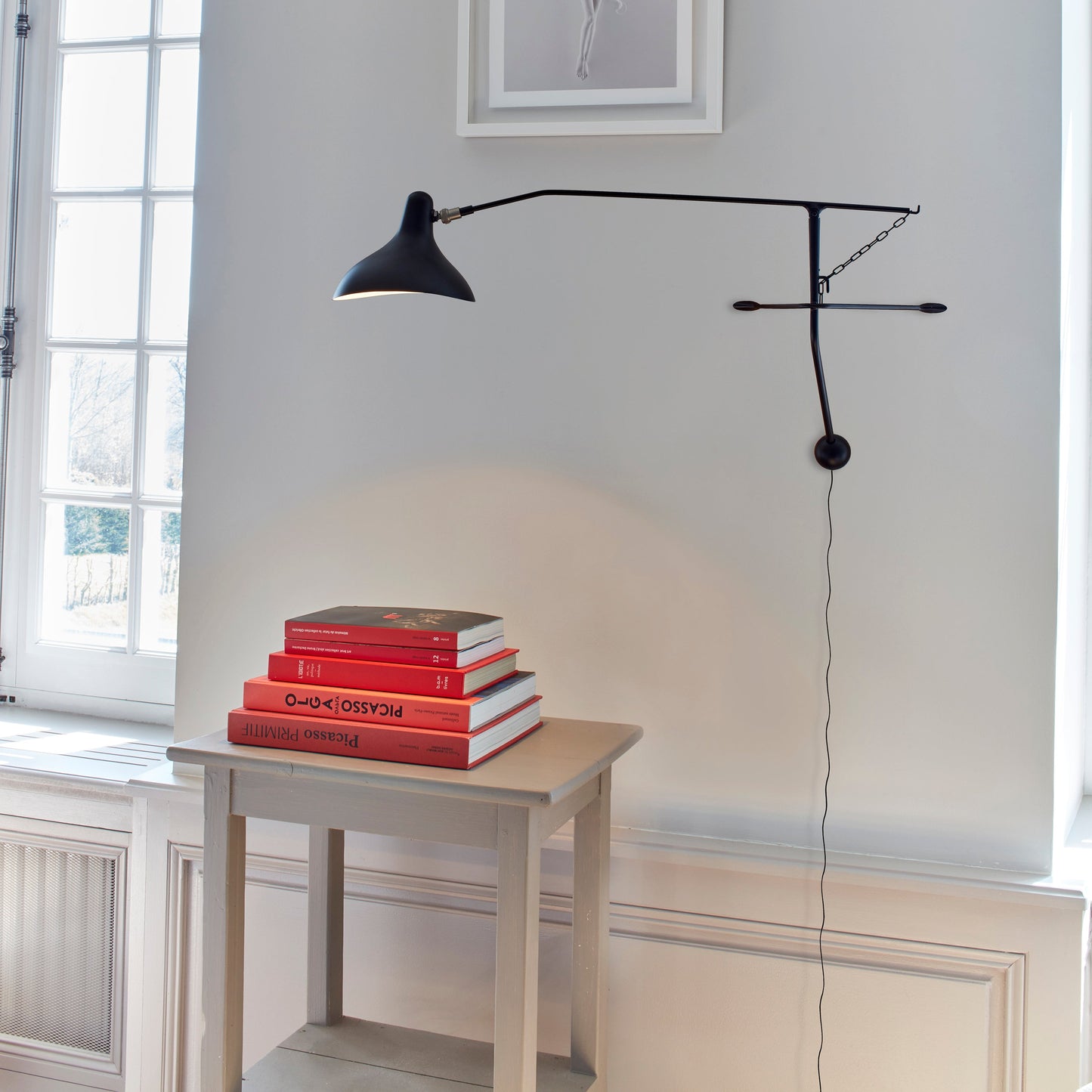 Mantis BS2 Wall Sconce