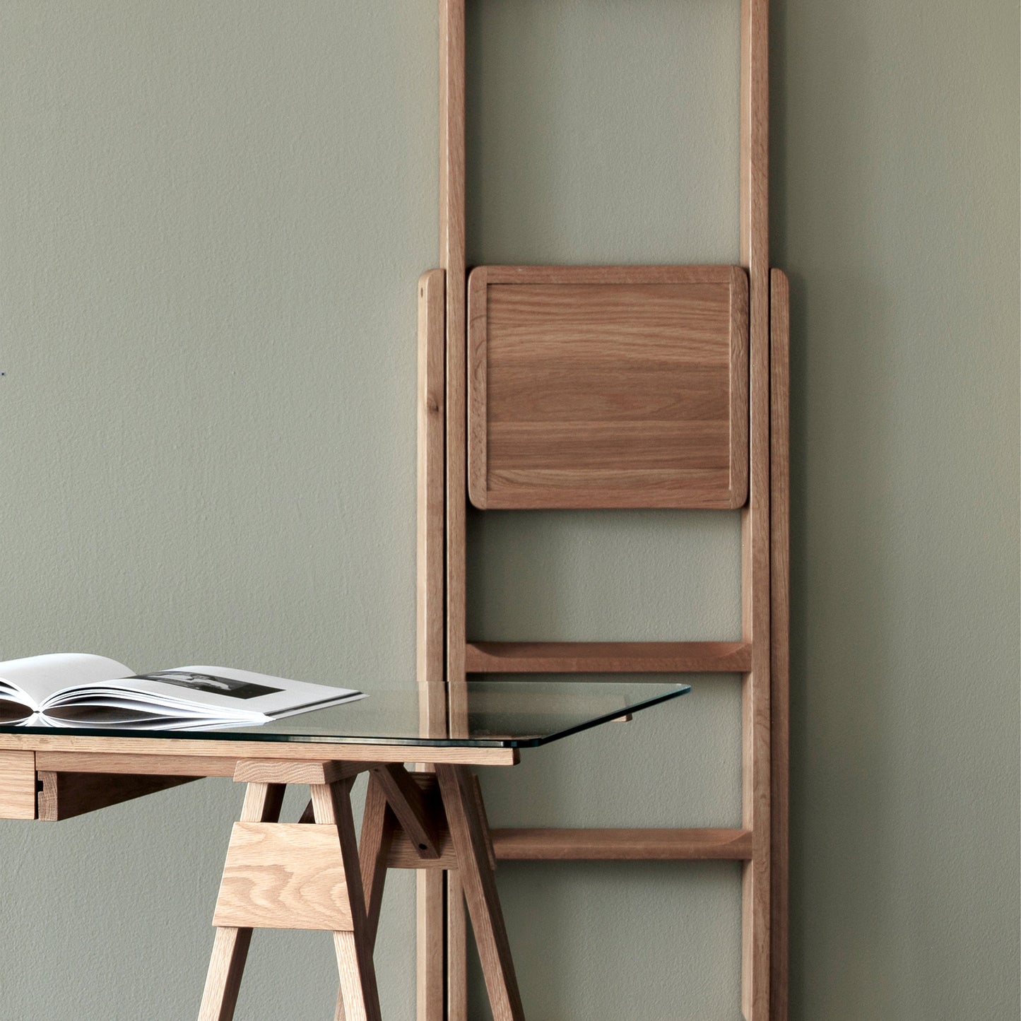 Step Stepladder