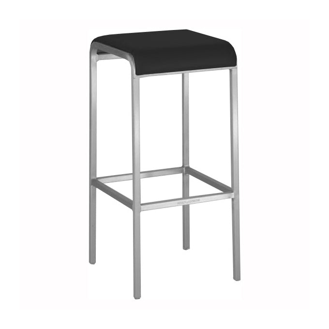 20-06 Stool