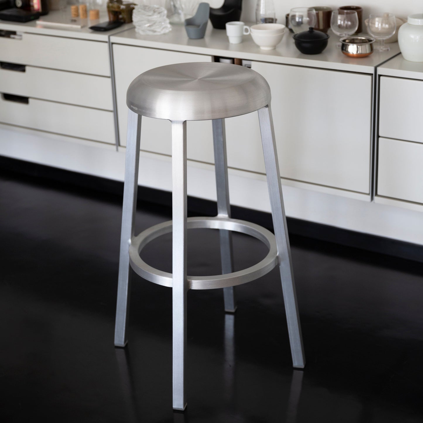 ZA Stool