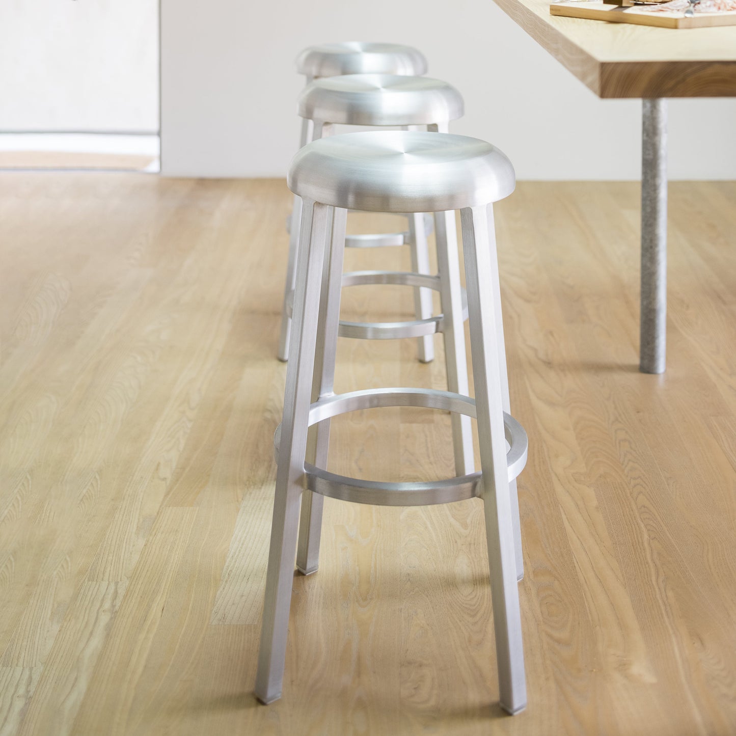 ZA Stool