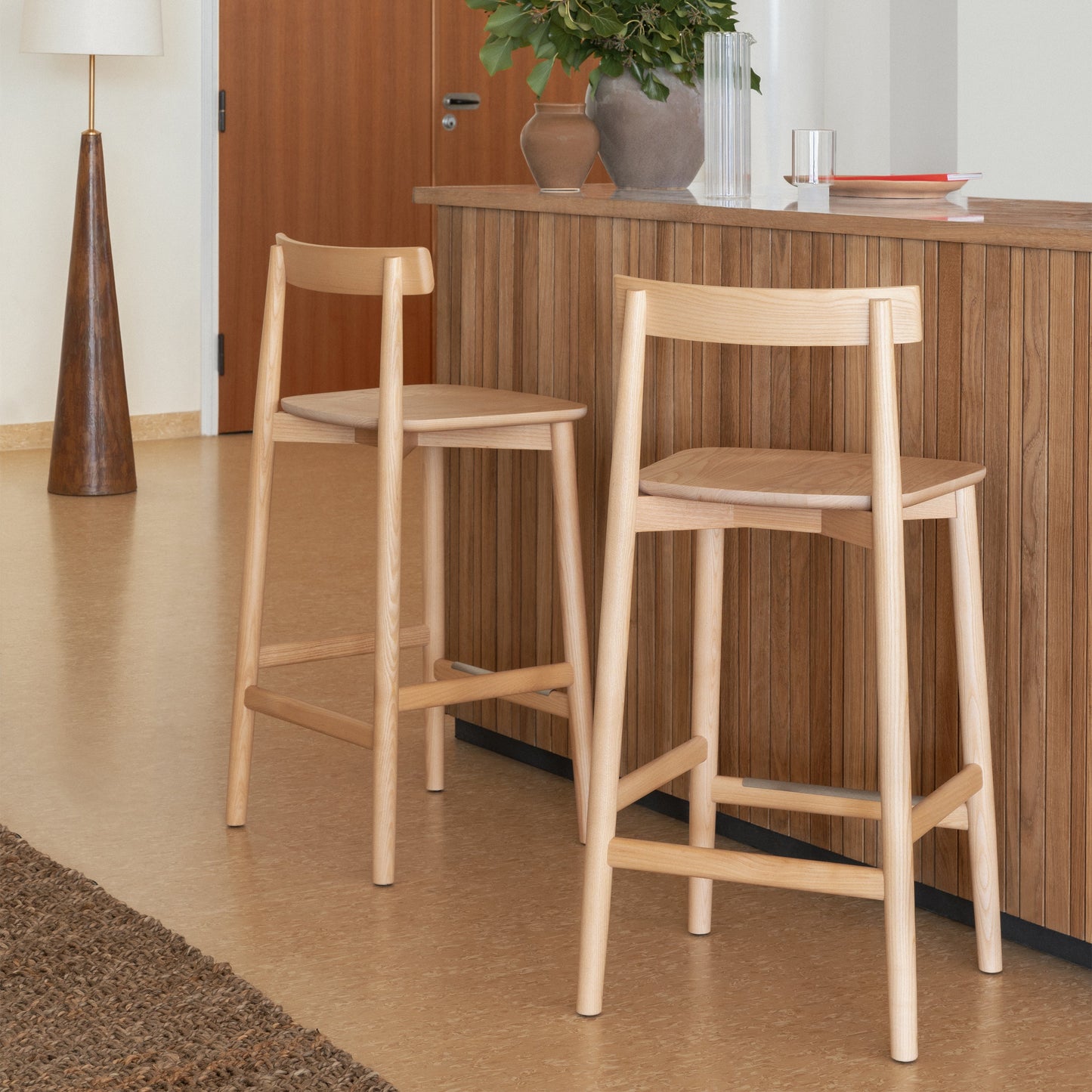 Lara Stool