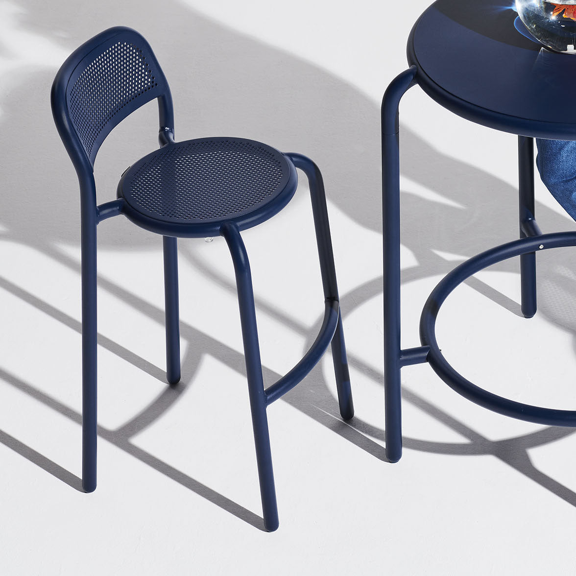 Ton¨ª Barfly Bar Stool