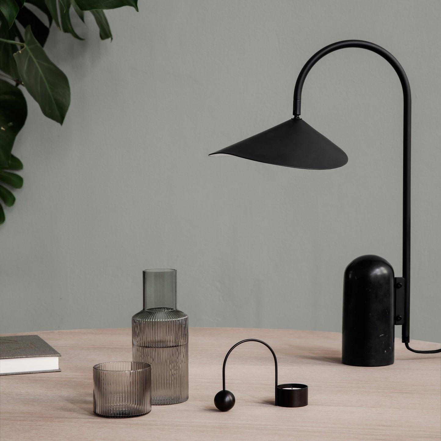 Arum Table Lamp