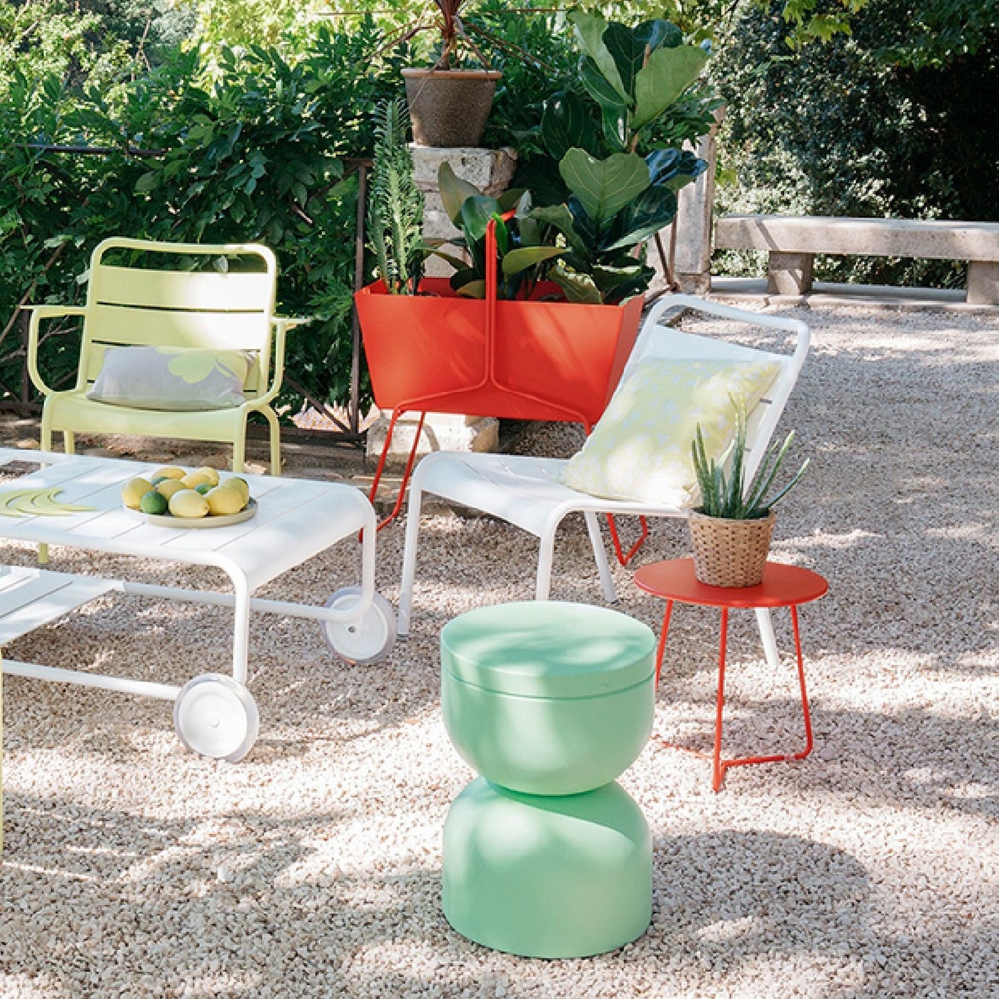 Cocotte Small Side Table/ Stool
