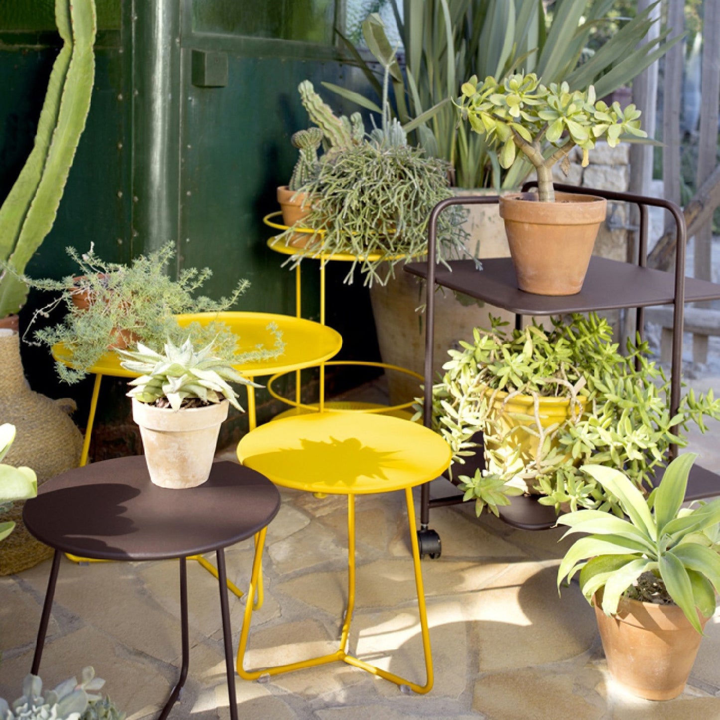 Cocotte Small Side Table/ Stool