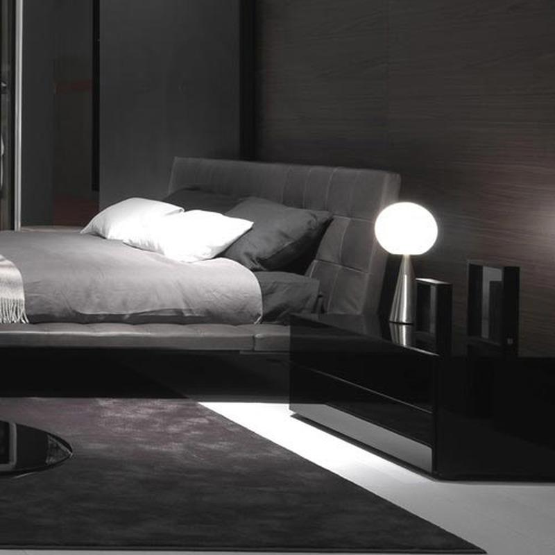 Bilia Table Lamp