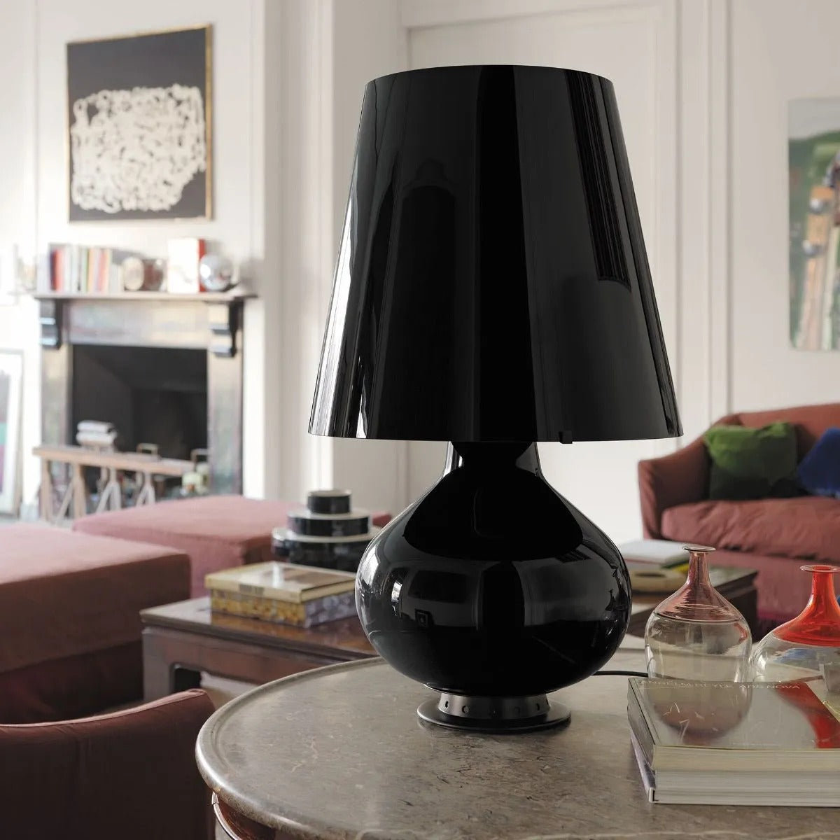 Fontana Total Black Table Lamp
