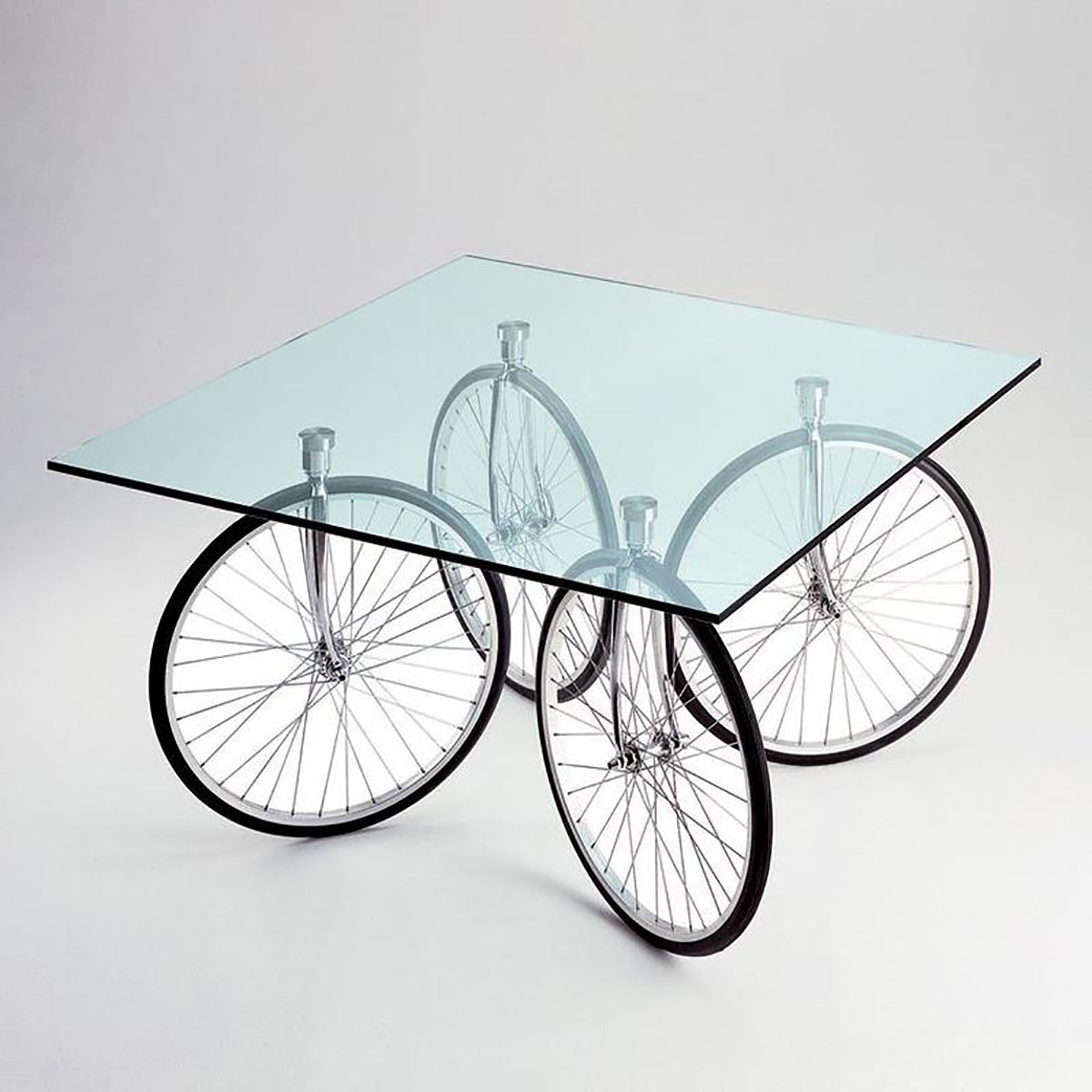 Tour Table