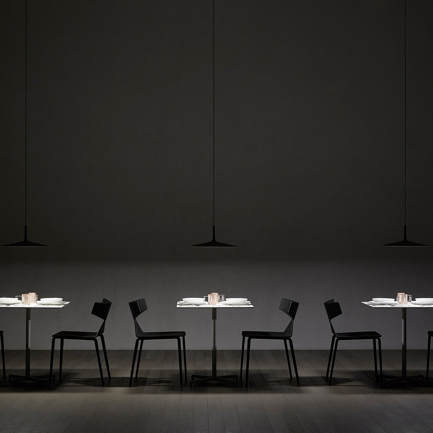 Aplomb Large Pendant Light