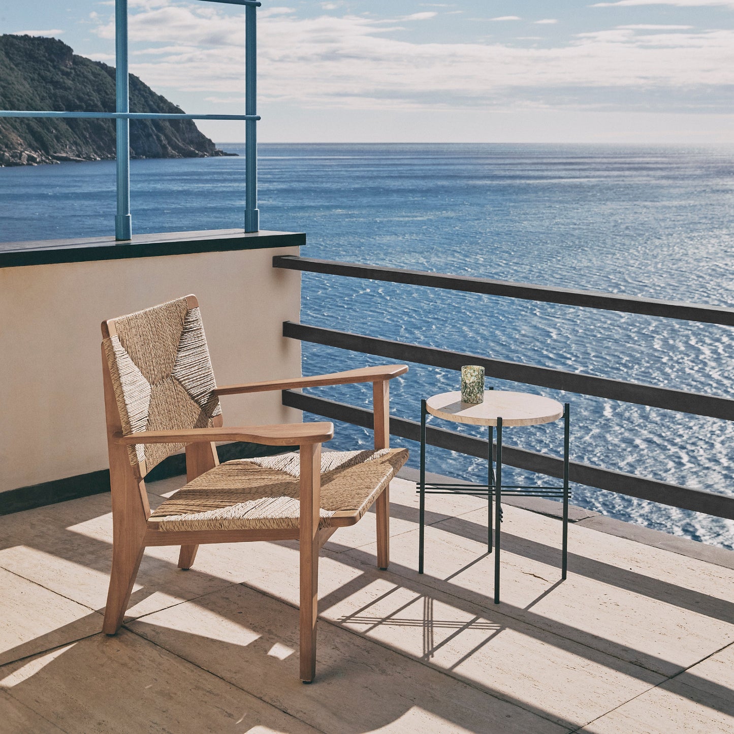 TS Outdoor Round Coffee Table