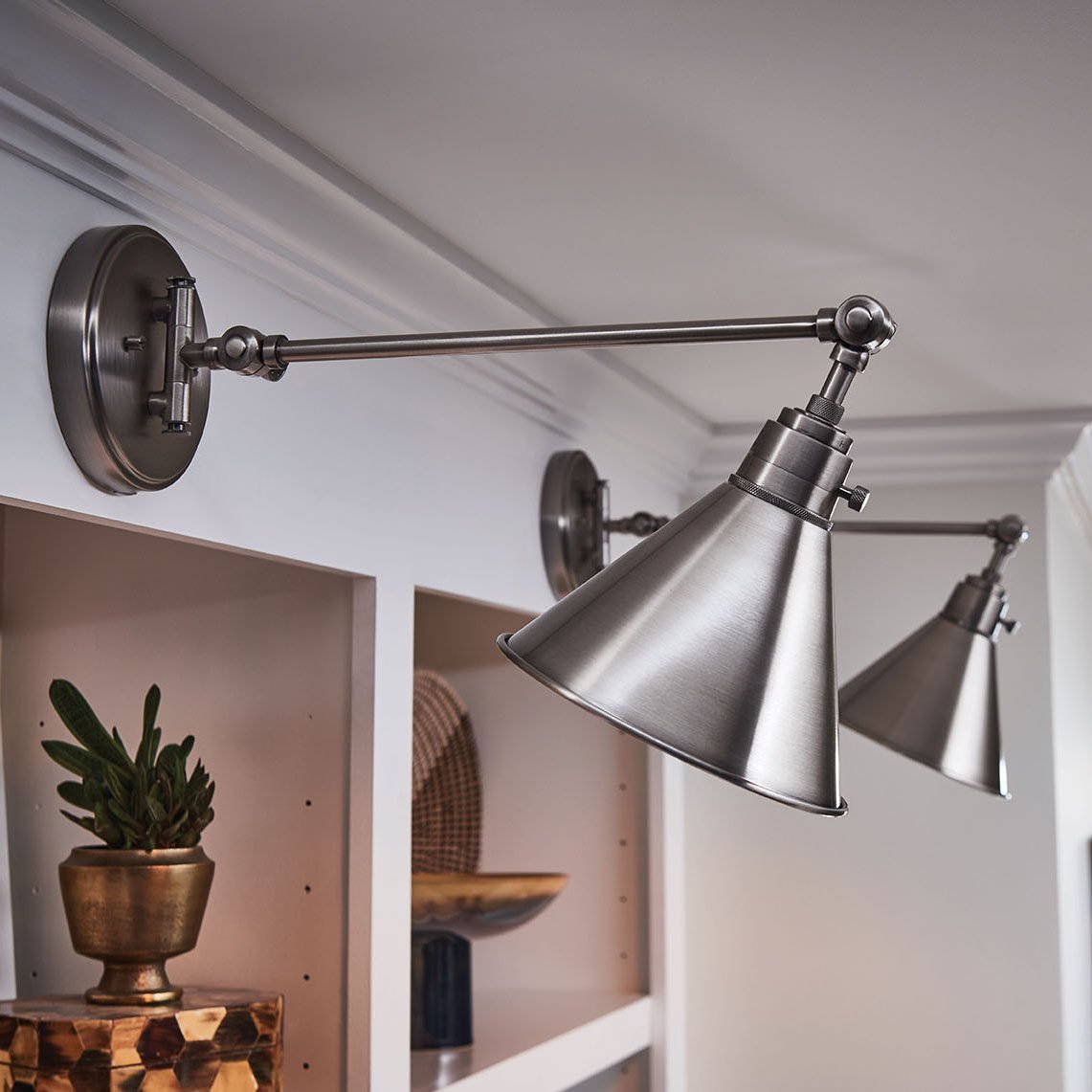 Arti Wall Sconce