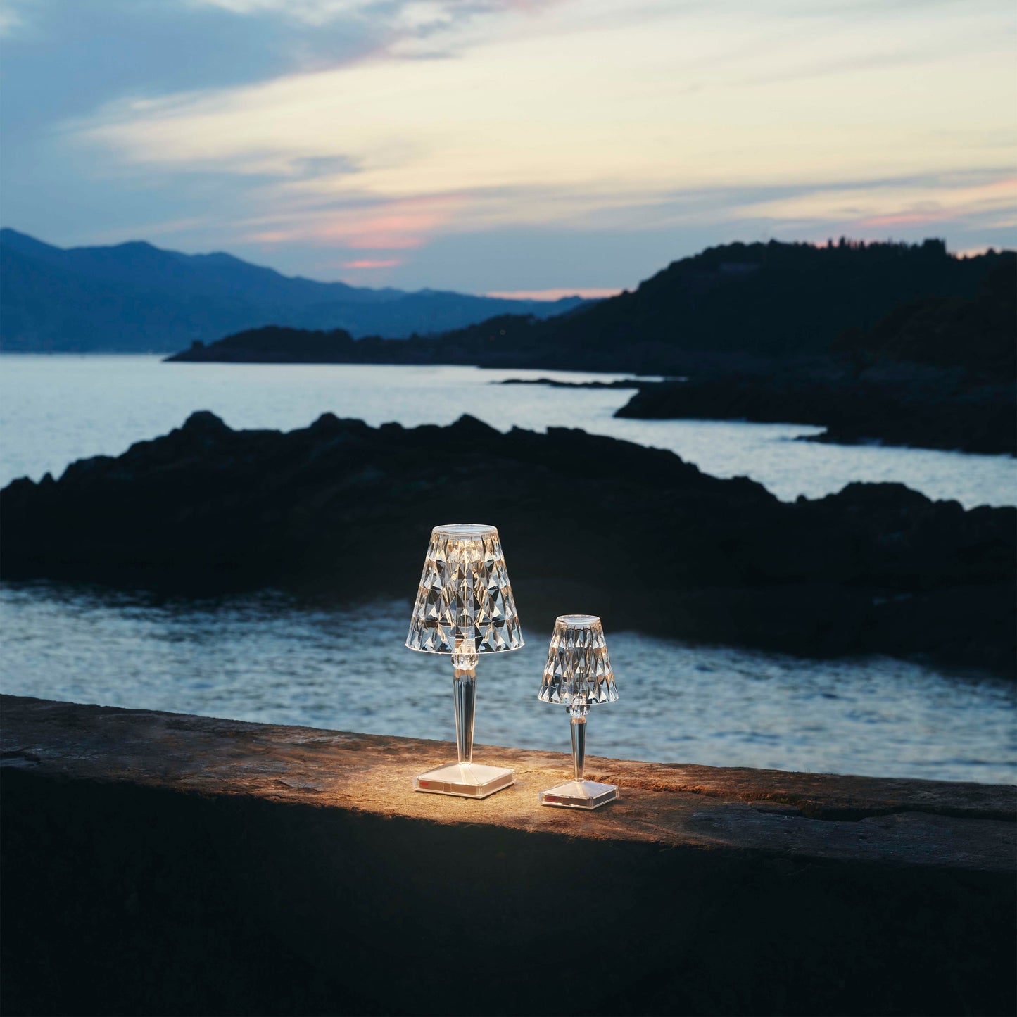 Battery Table Lamp