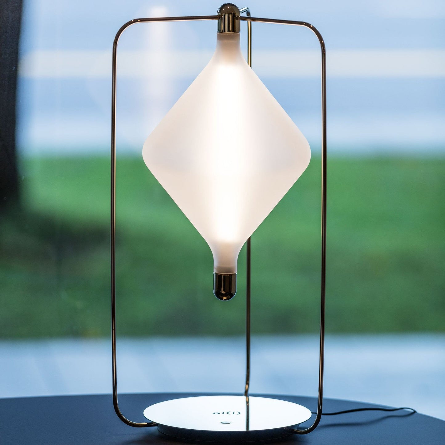 Clover Table Lamp