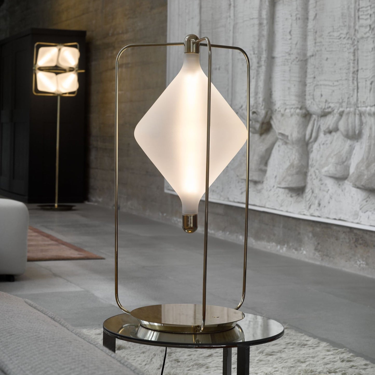 Clover Table Lamp
