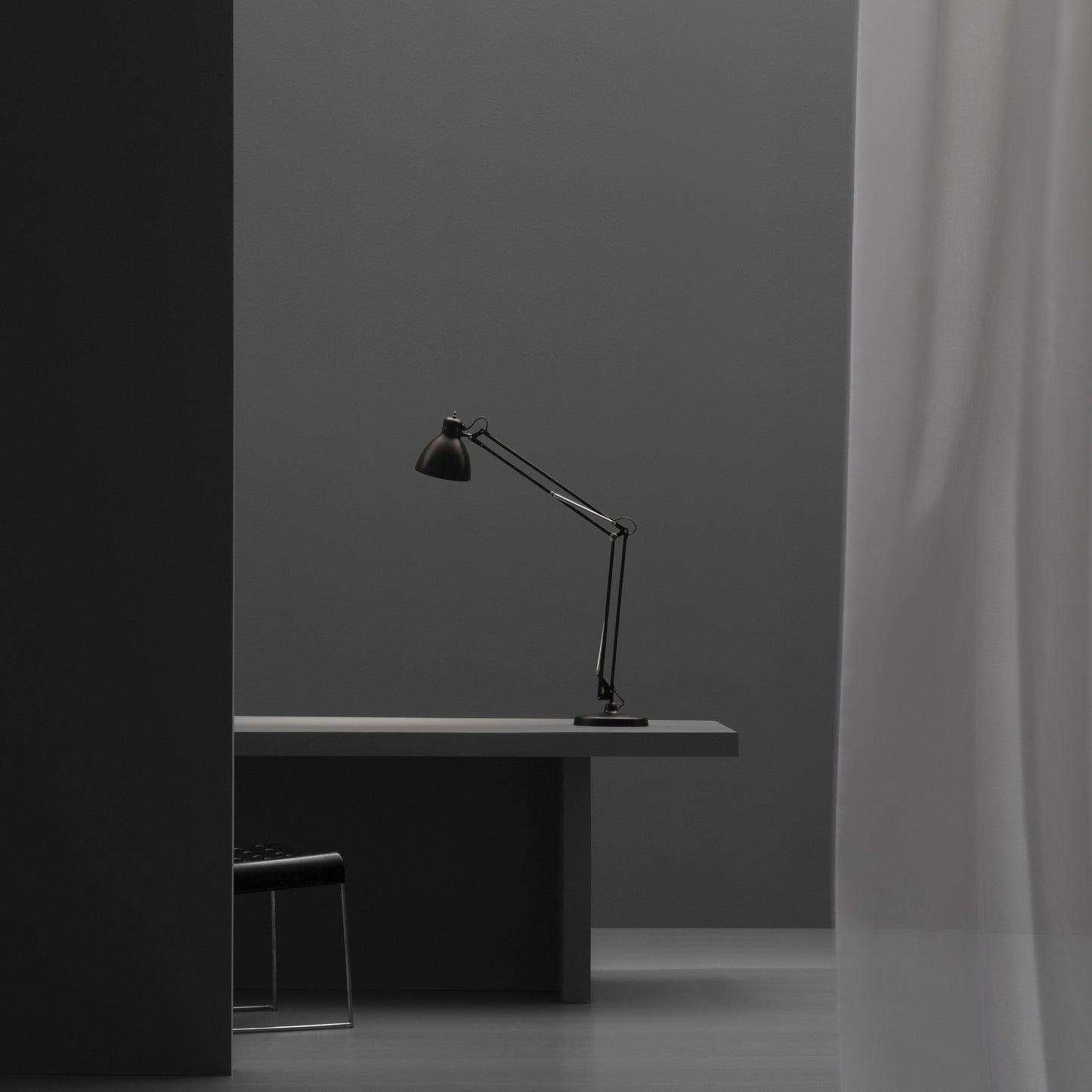 JJ Small Table Lamp