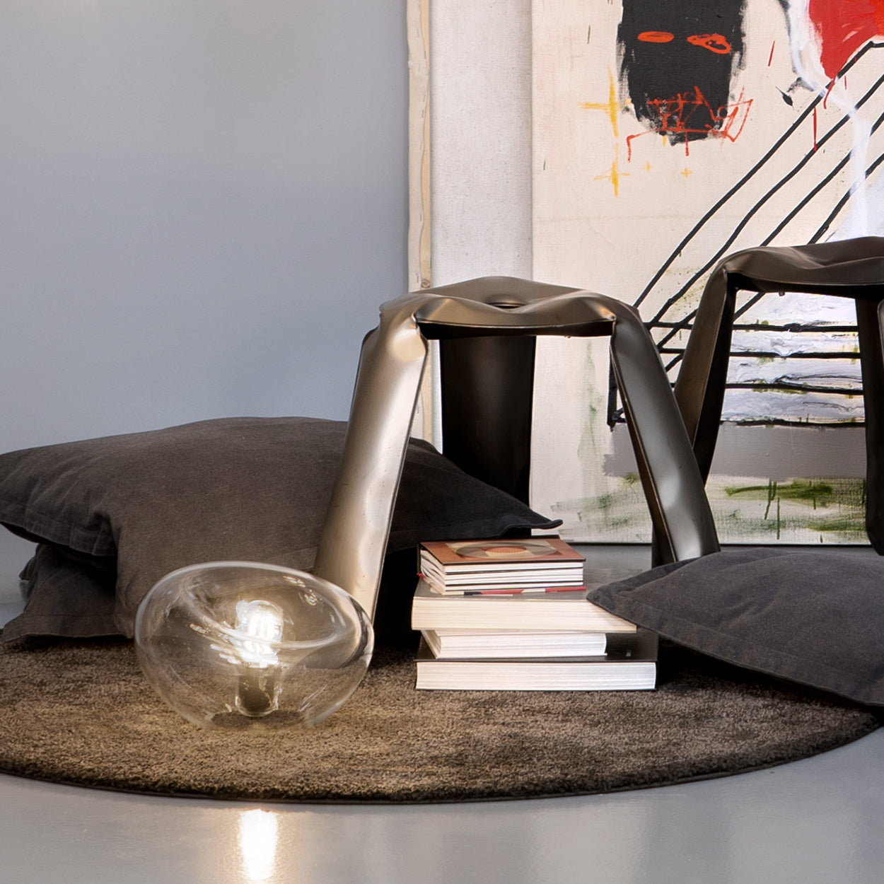 Lightbody Bold Table Lamp