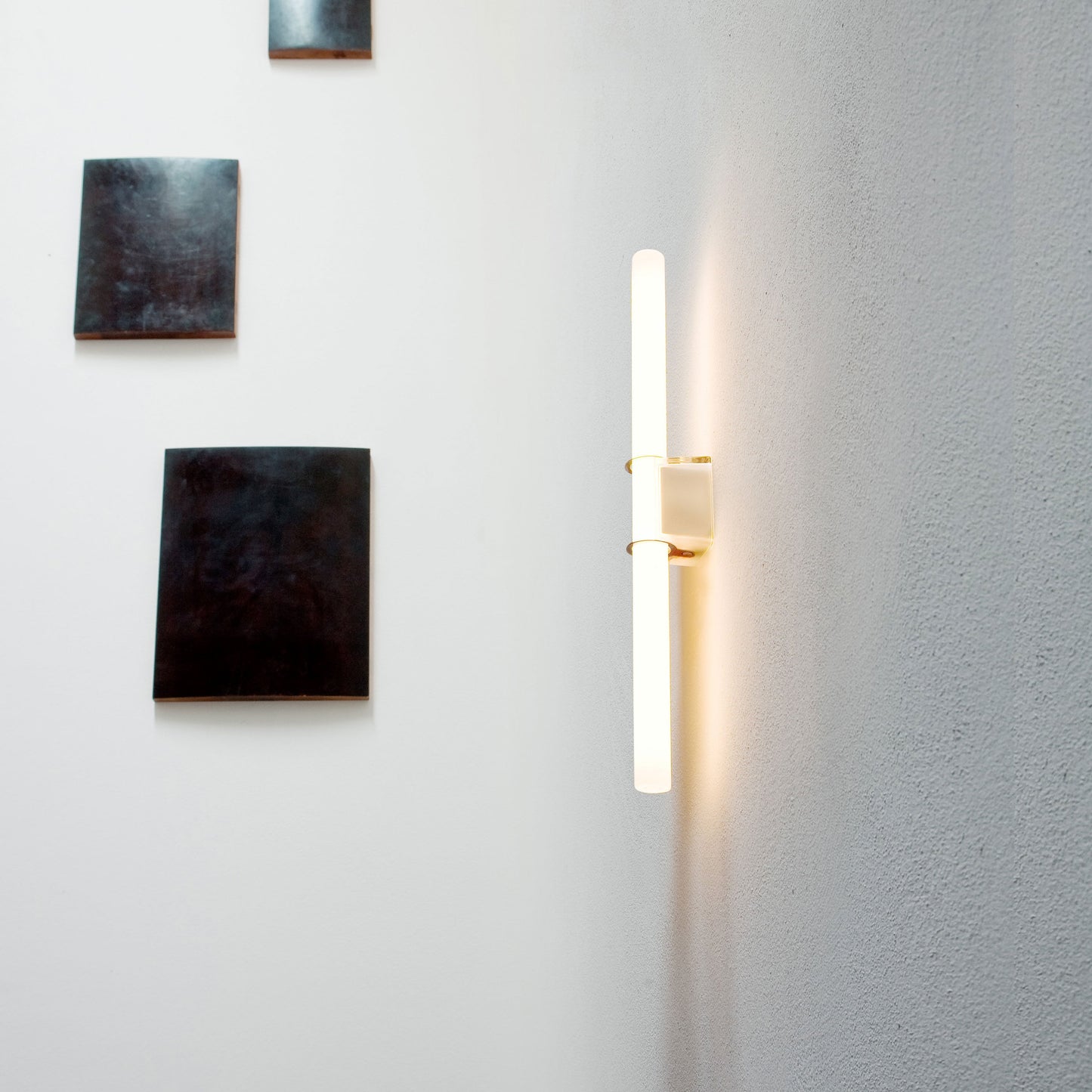 Lin Wall Sconce