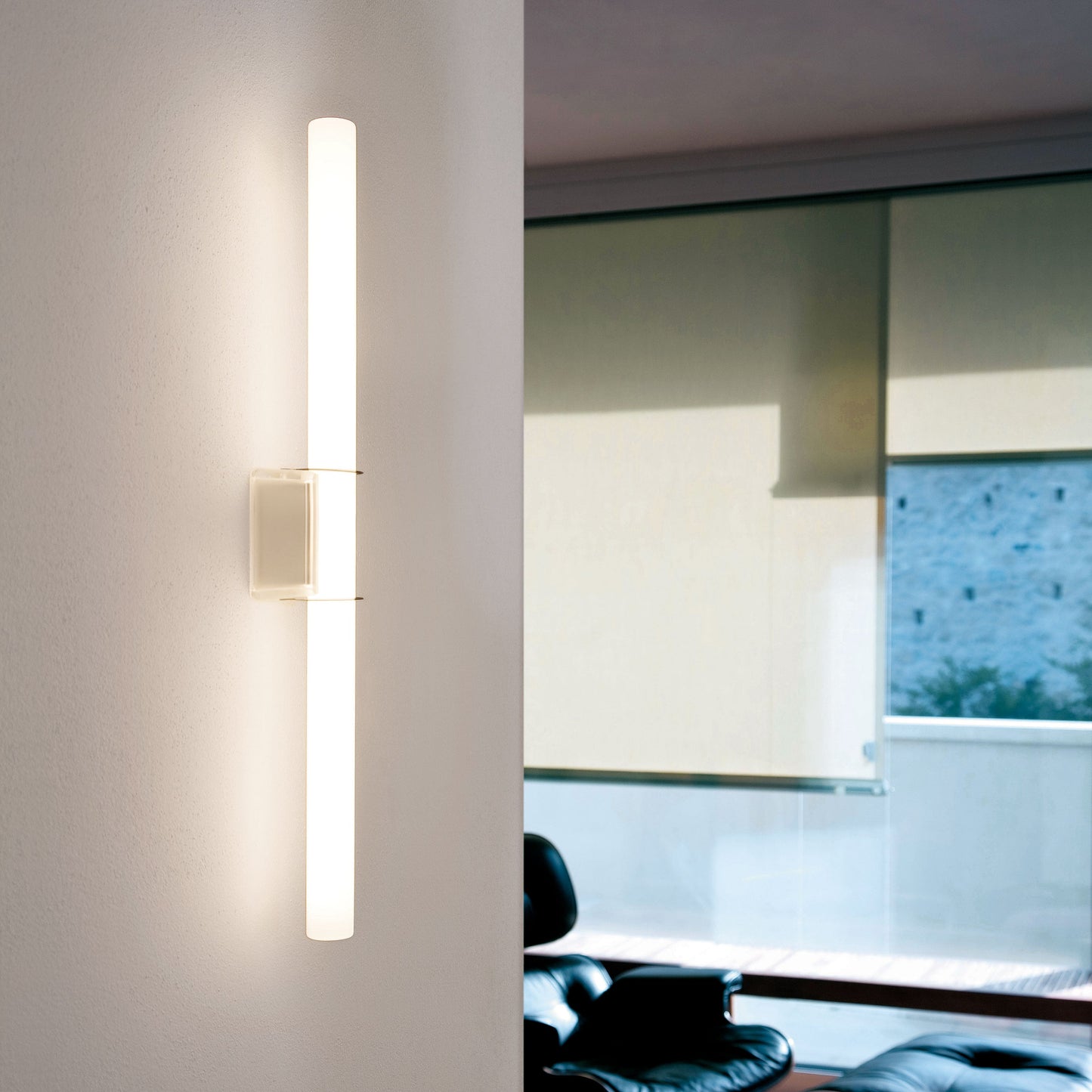 Lin Wall Sconce