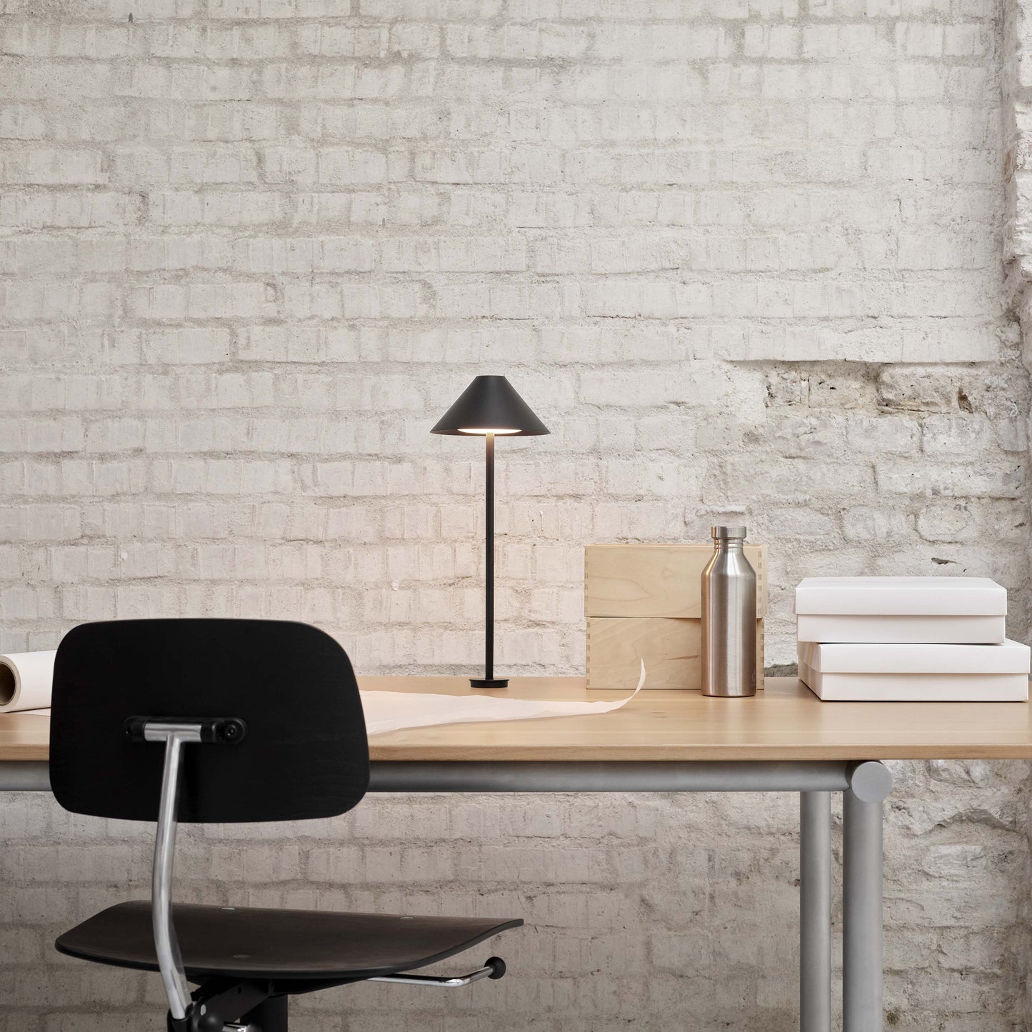 Keglen Table Lamp