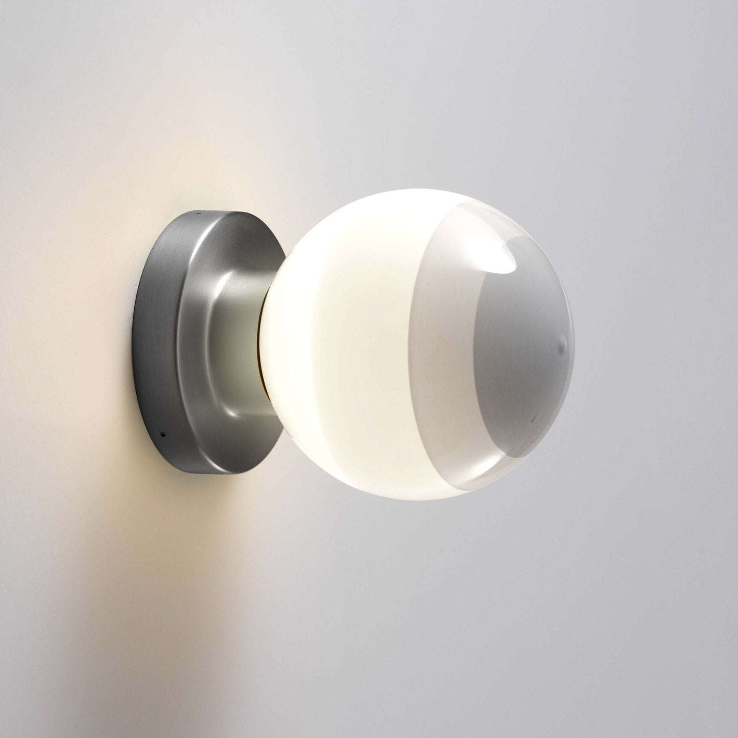 Dipping Light A2 Wall/Ceiling Light