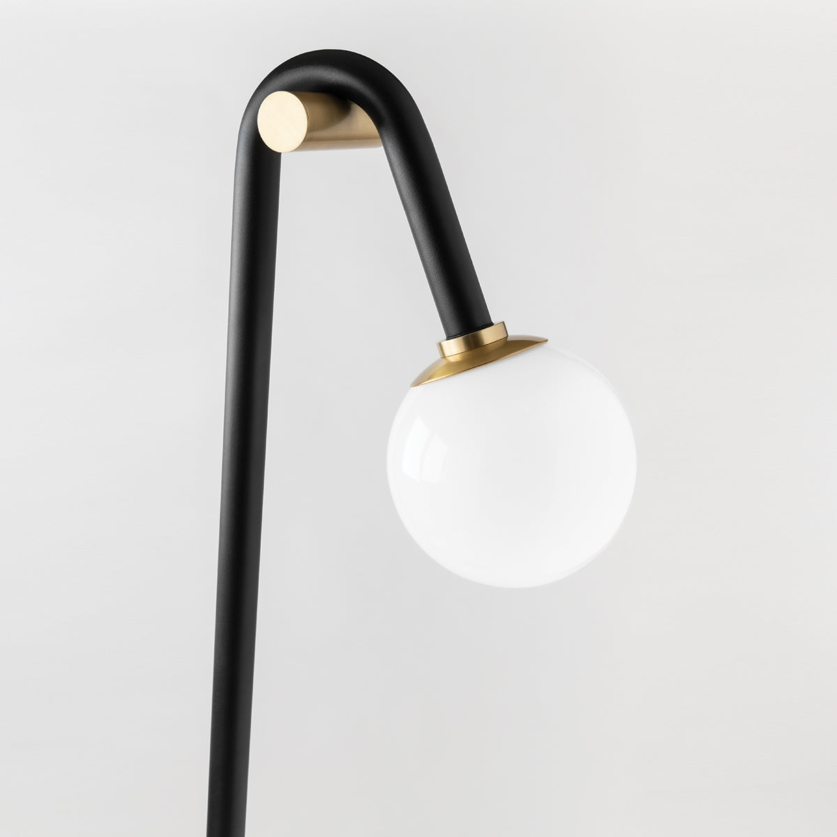 Whit Floor Lamp