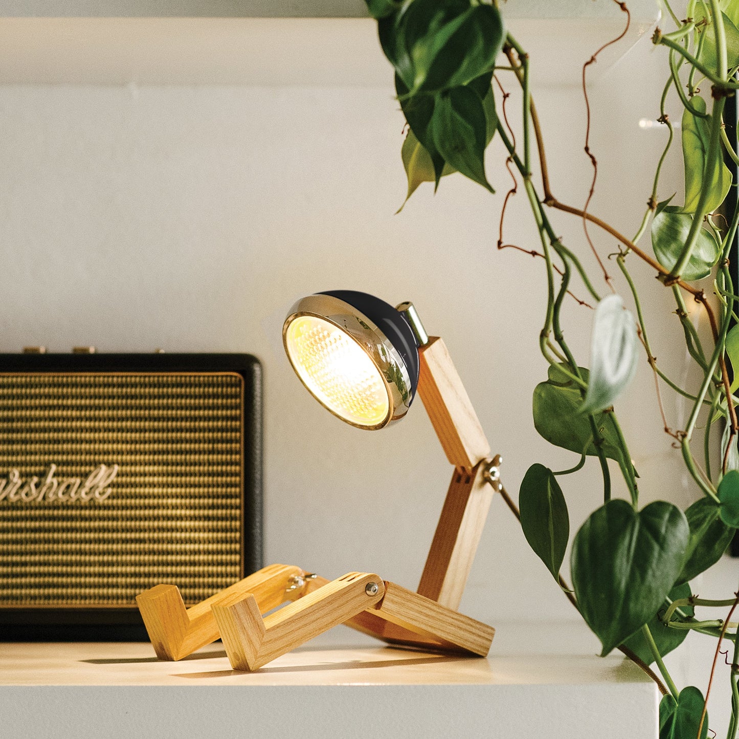 Mini Mr. Wattson Table Lamp