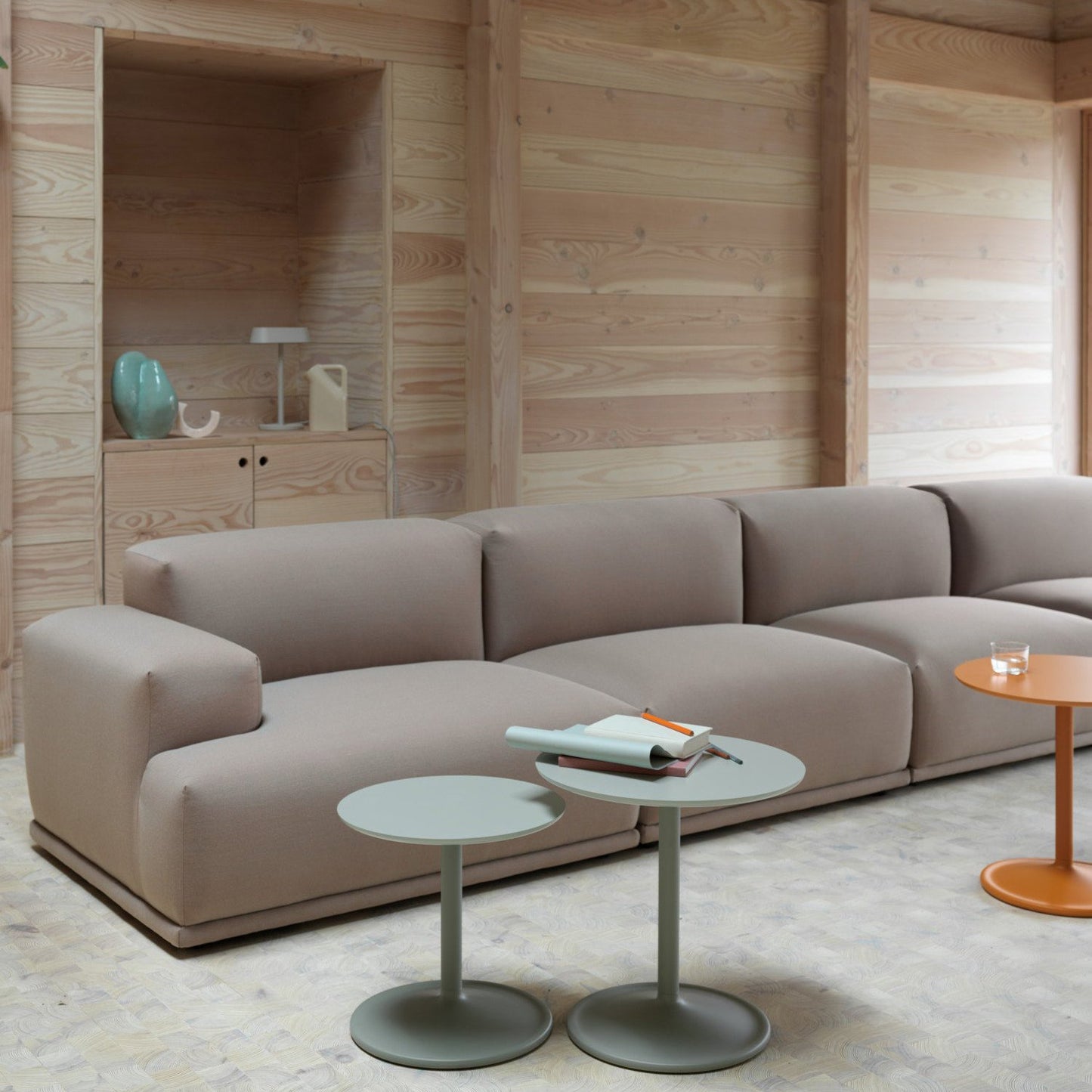 Linear Table Lamp