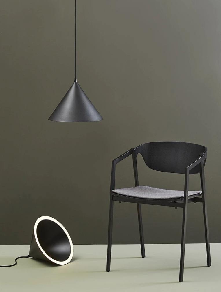 Annular Triangular Modern Pendant Light