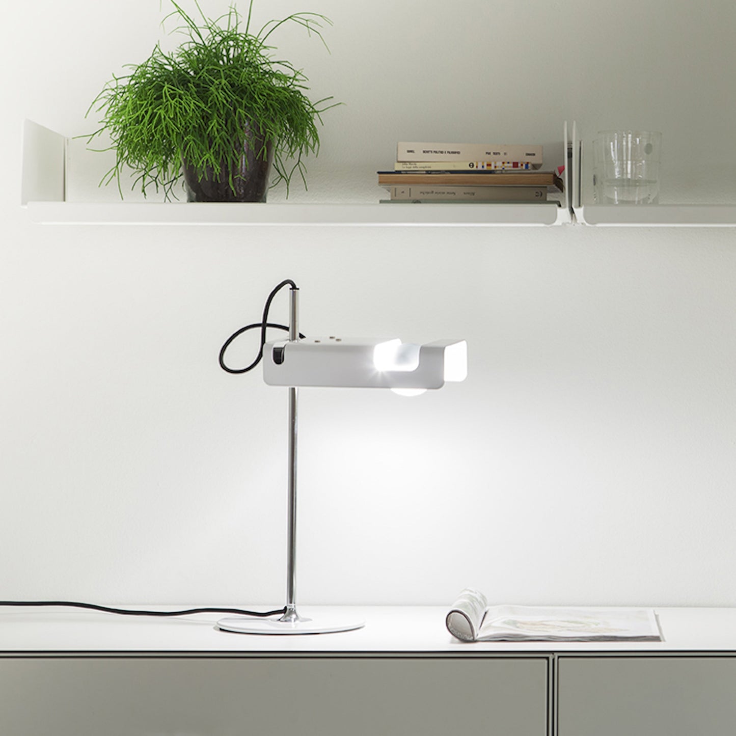 Spider Table Lamp
