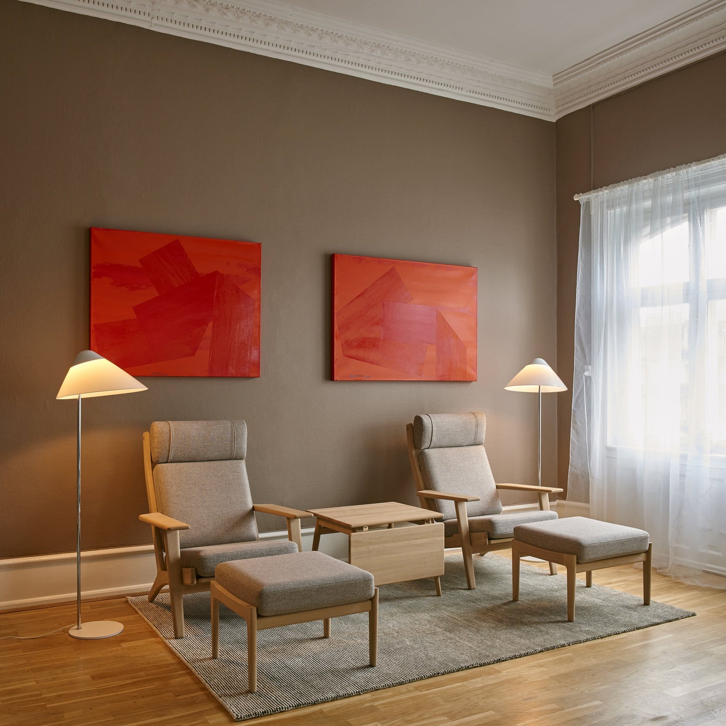 Wegner Opala Floor Lamp