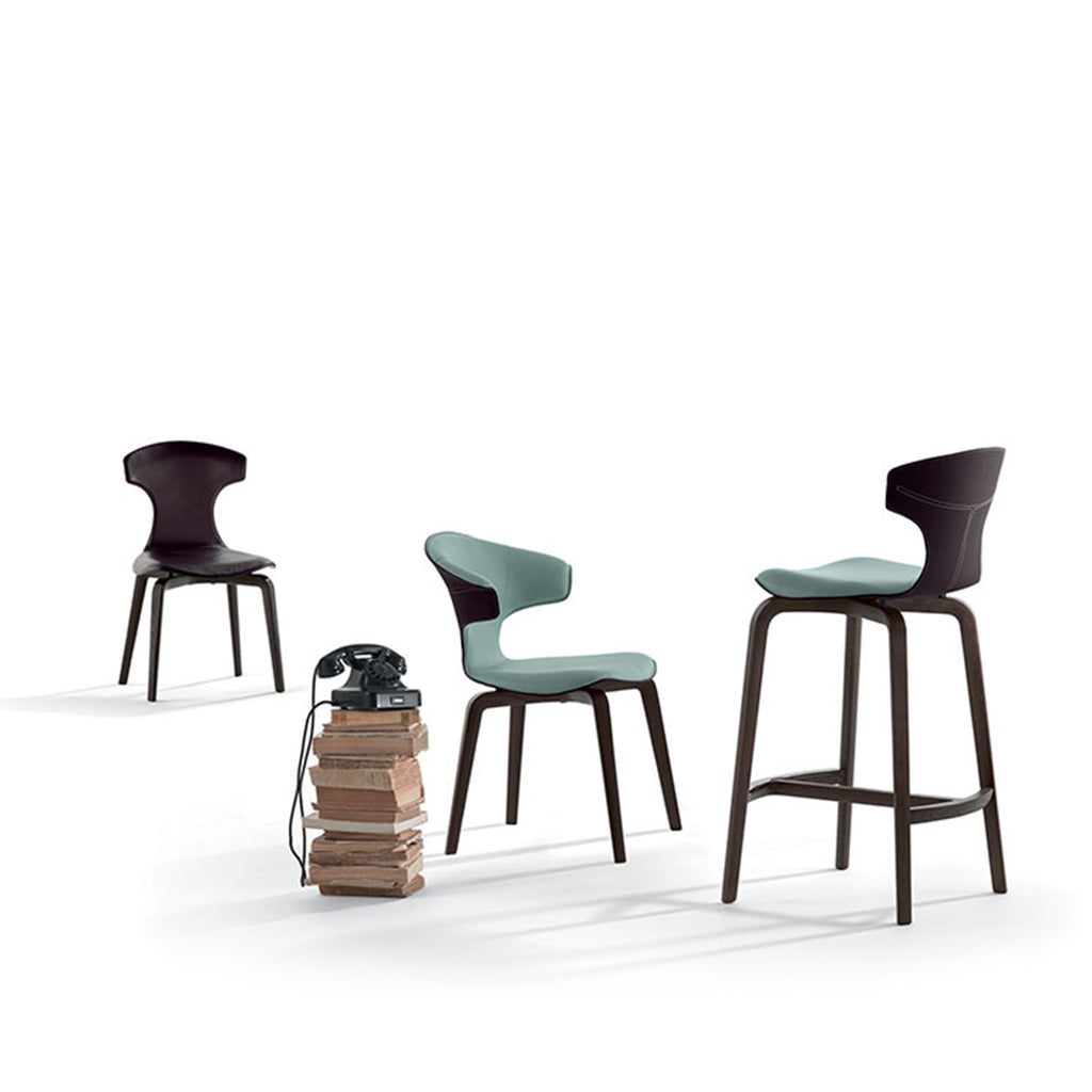 Montera Bar Stool