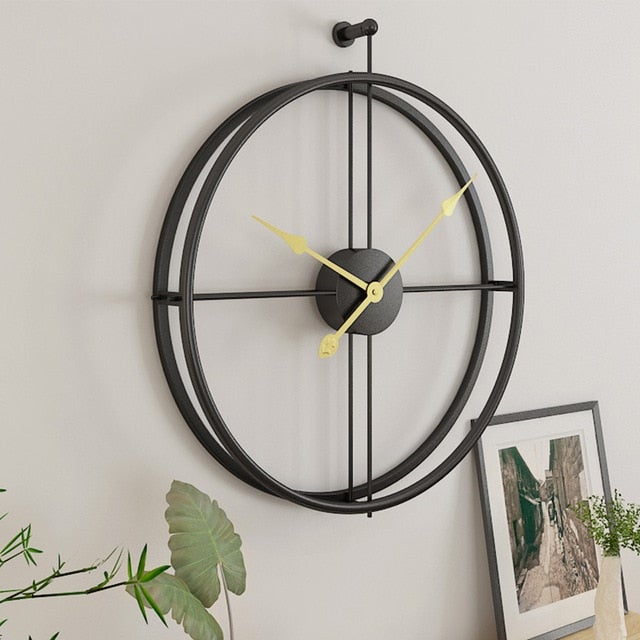 Plutus | Wall Clock