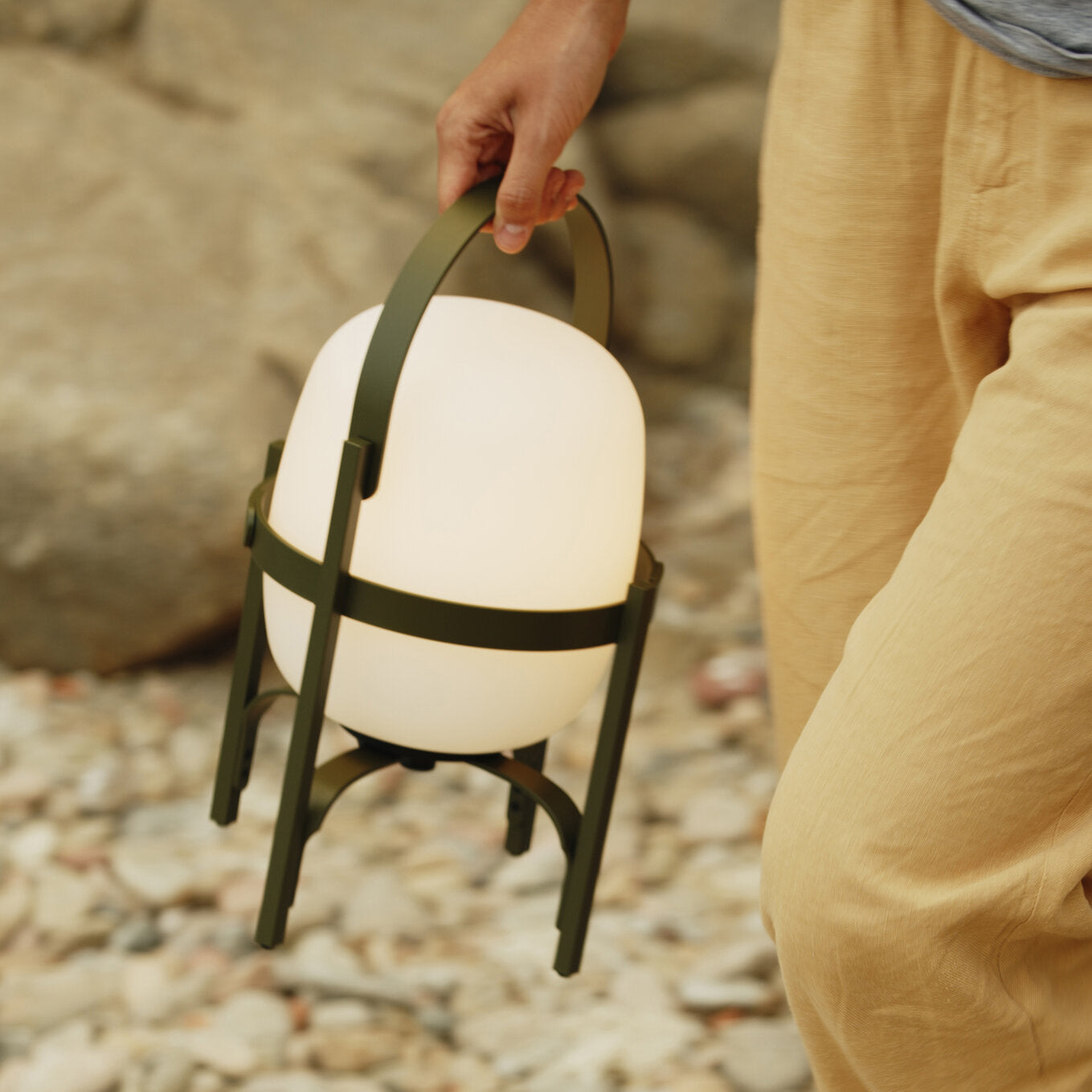 Cestita Alubat Outdoor Table Lamp