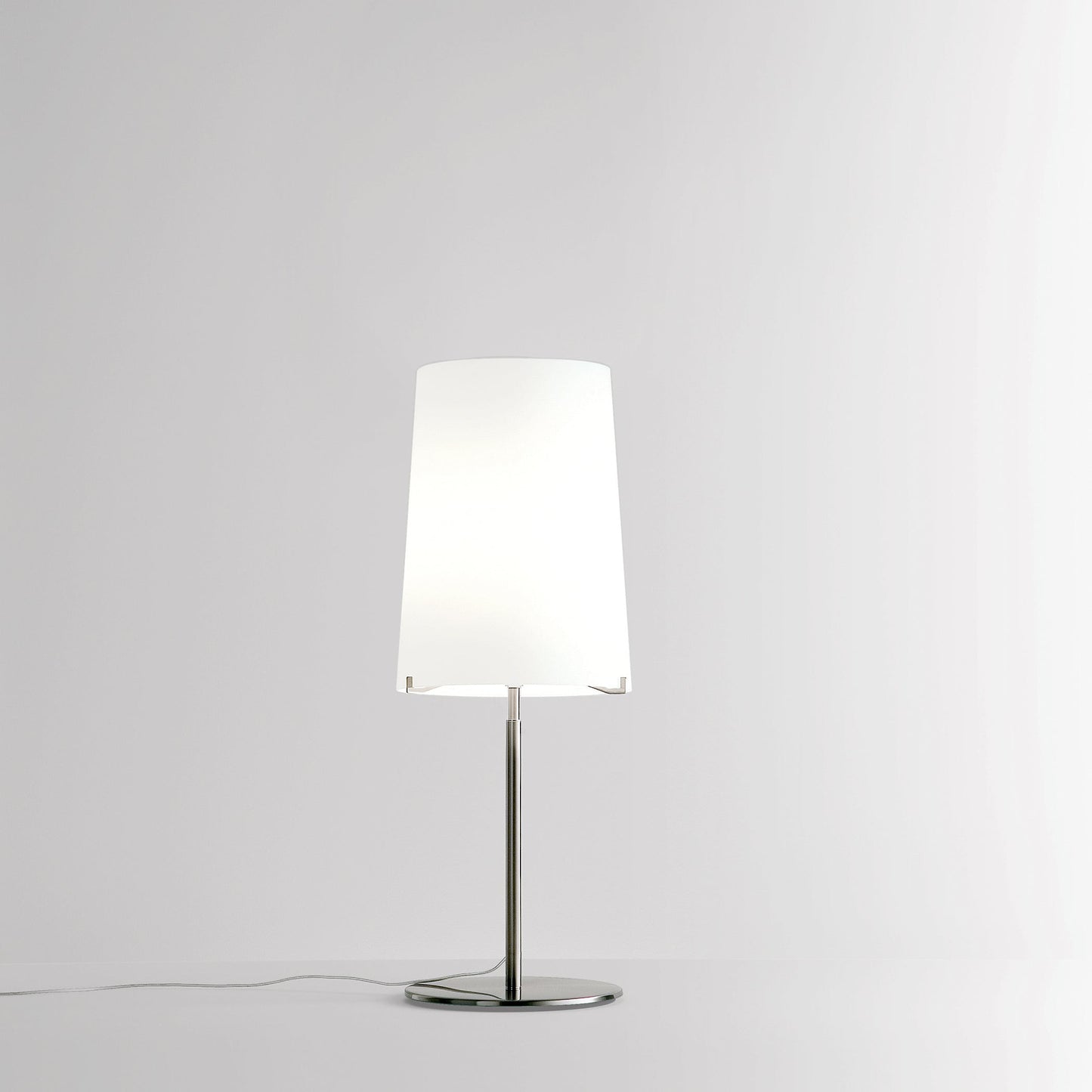 Sera Table Lamp