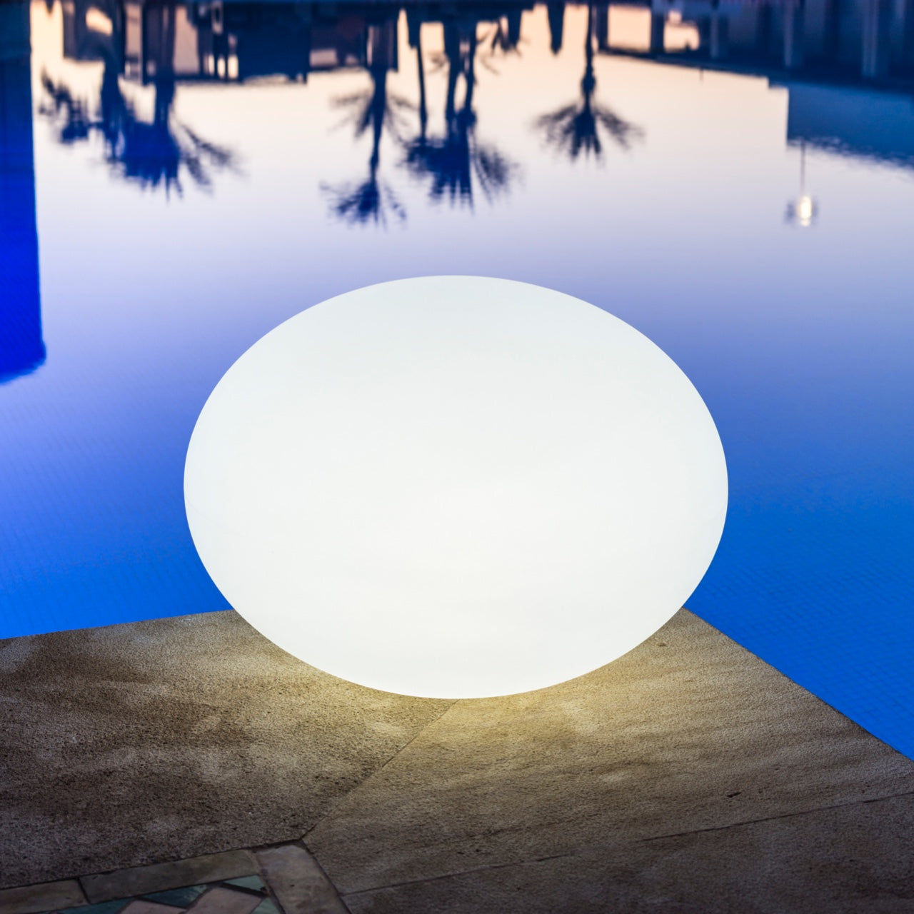 Flatball Outdoor Bluetooth LED Lamp