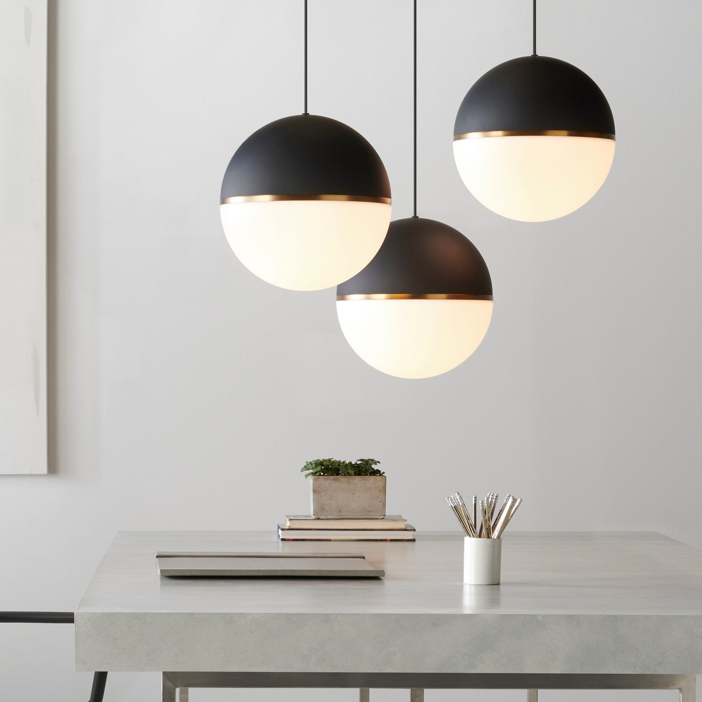 Akova Grande Pendant Light