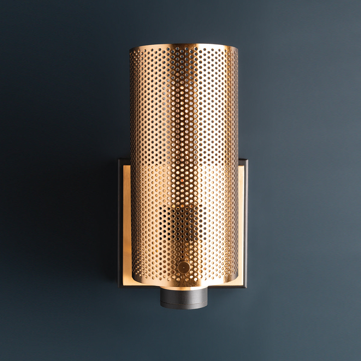 Pilsen Wall Sconce