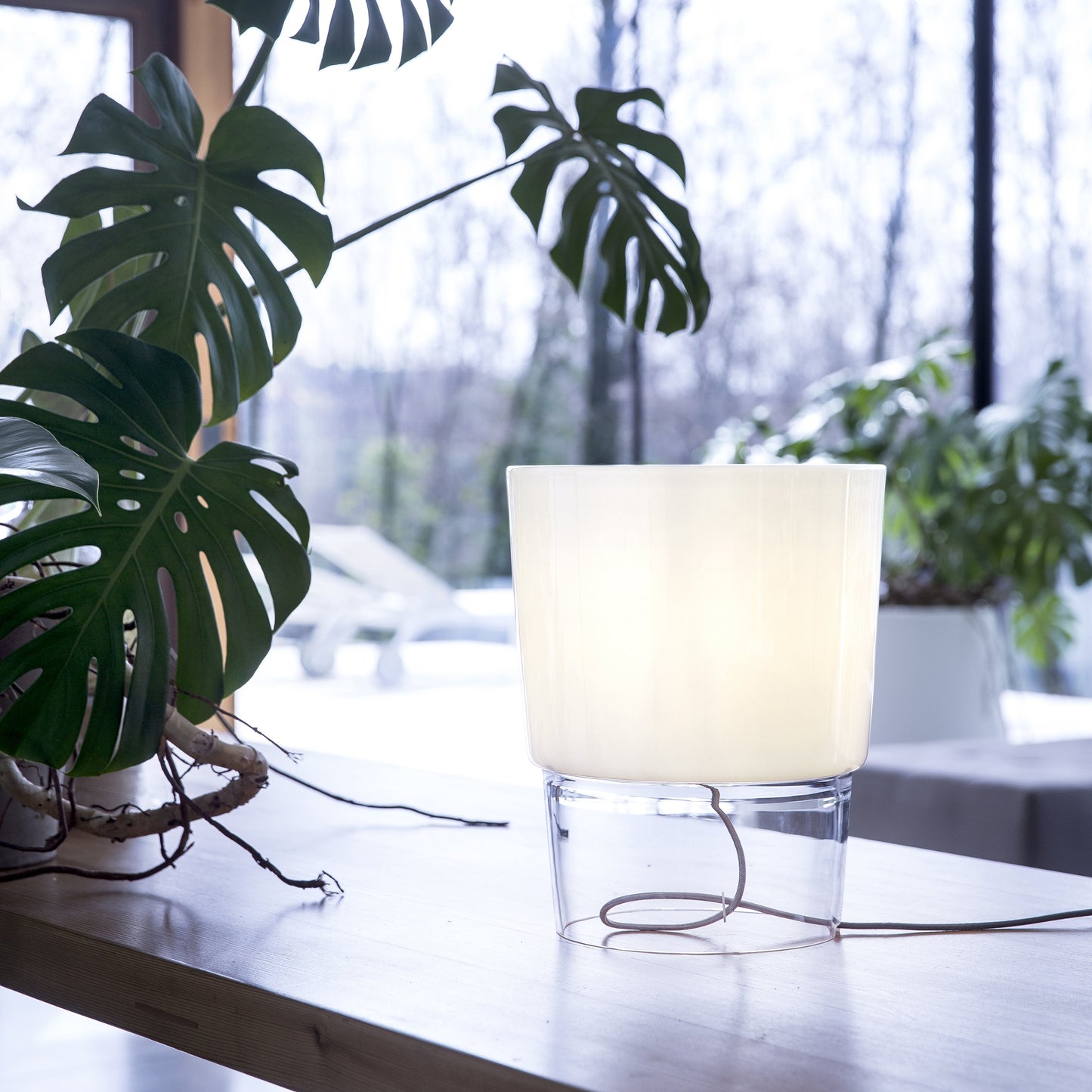 Vestale Table Lamp