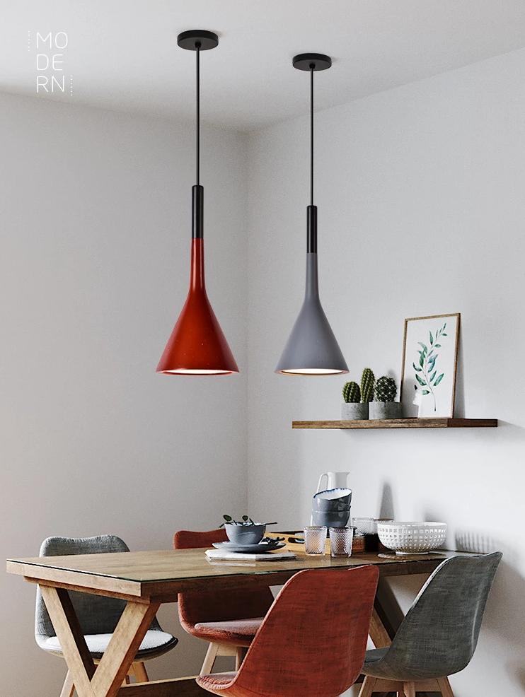 Erti Triangular Minimal Pendant Light 