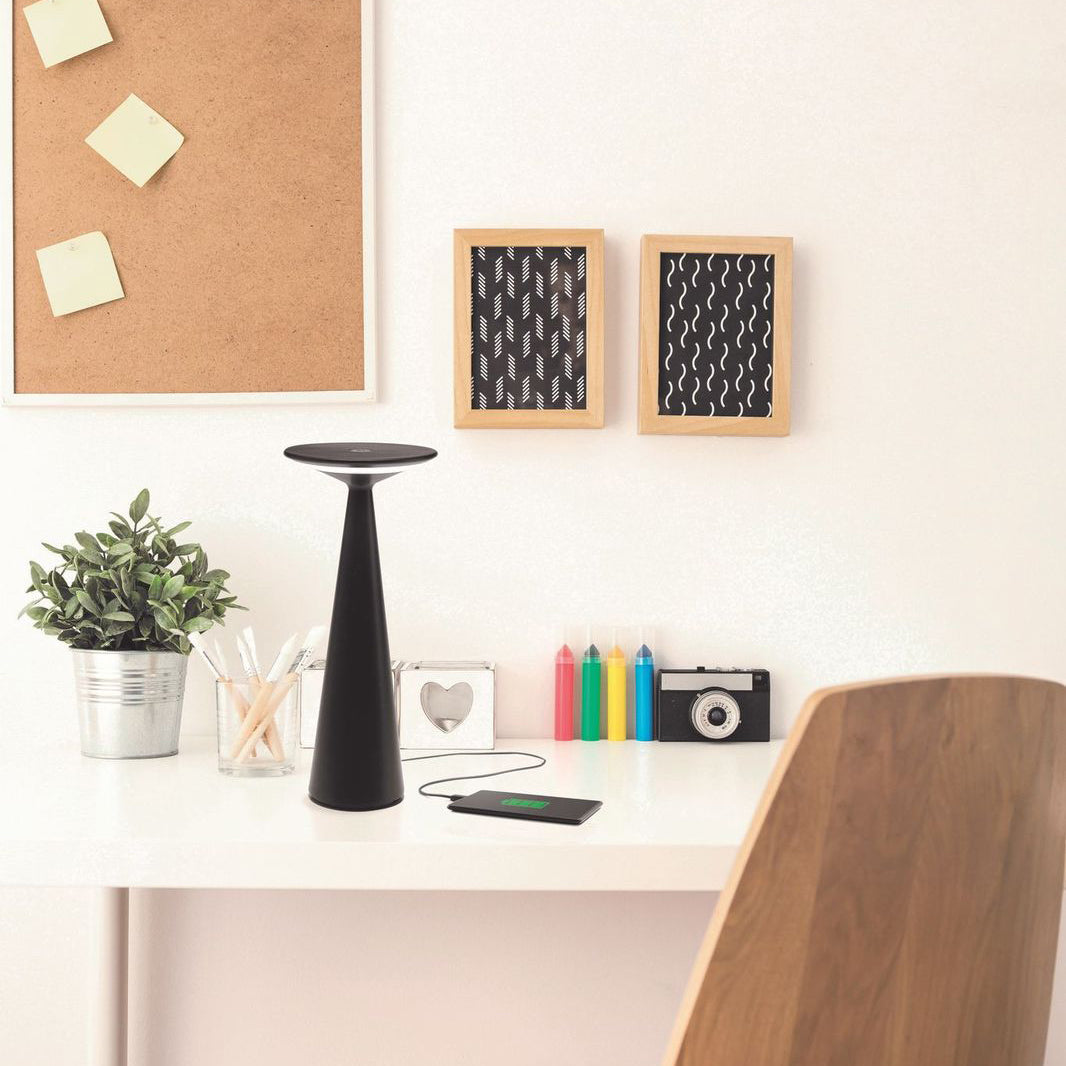 Dama Table Lamp