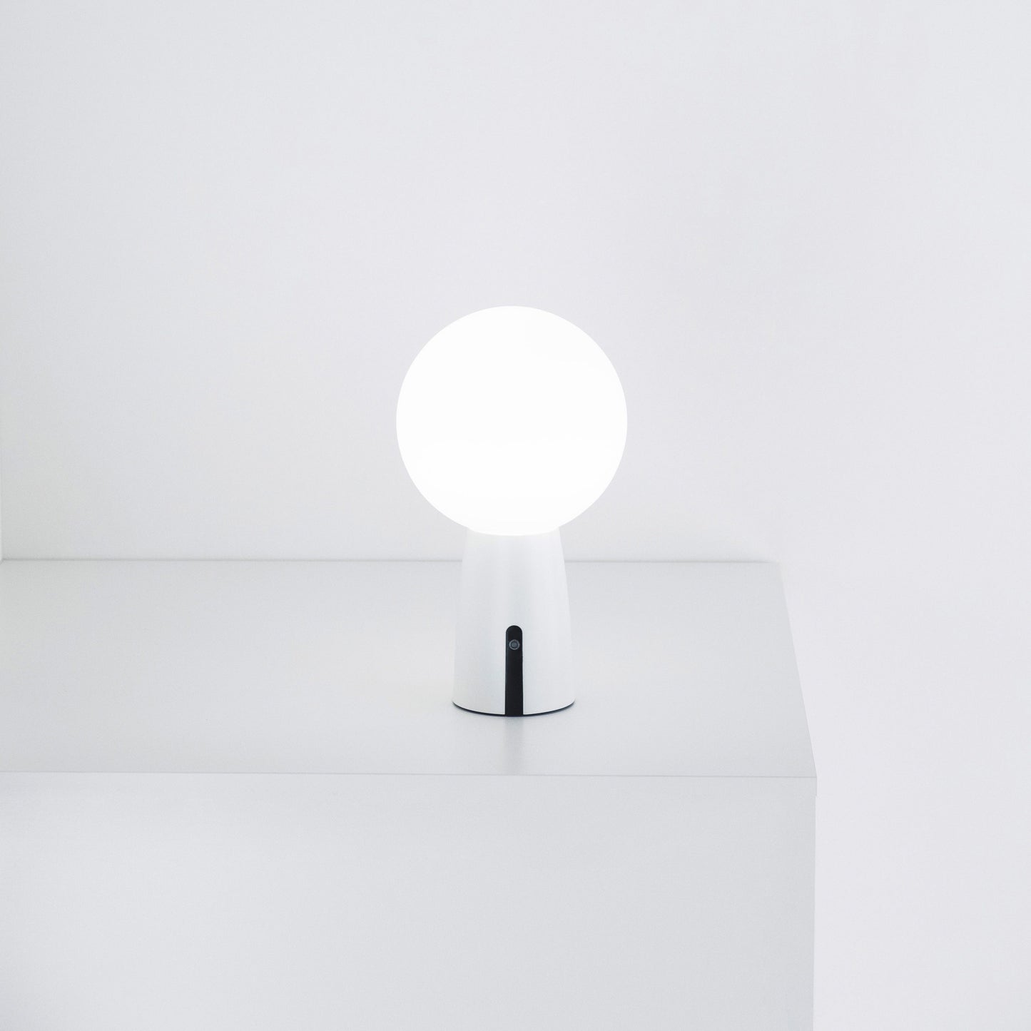 Olimpia Portable Table Lamp