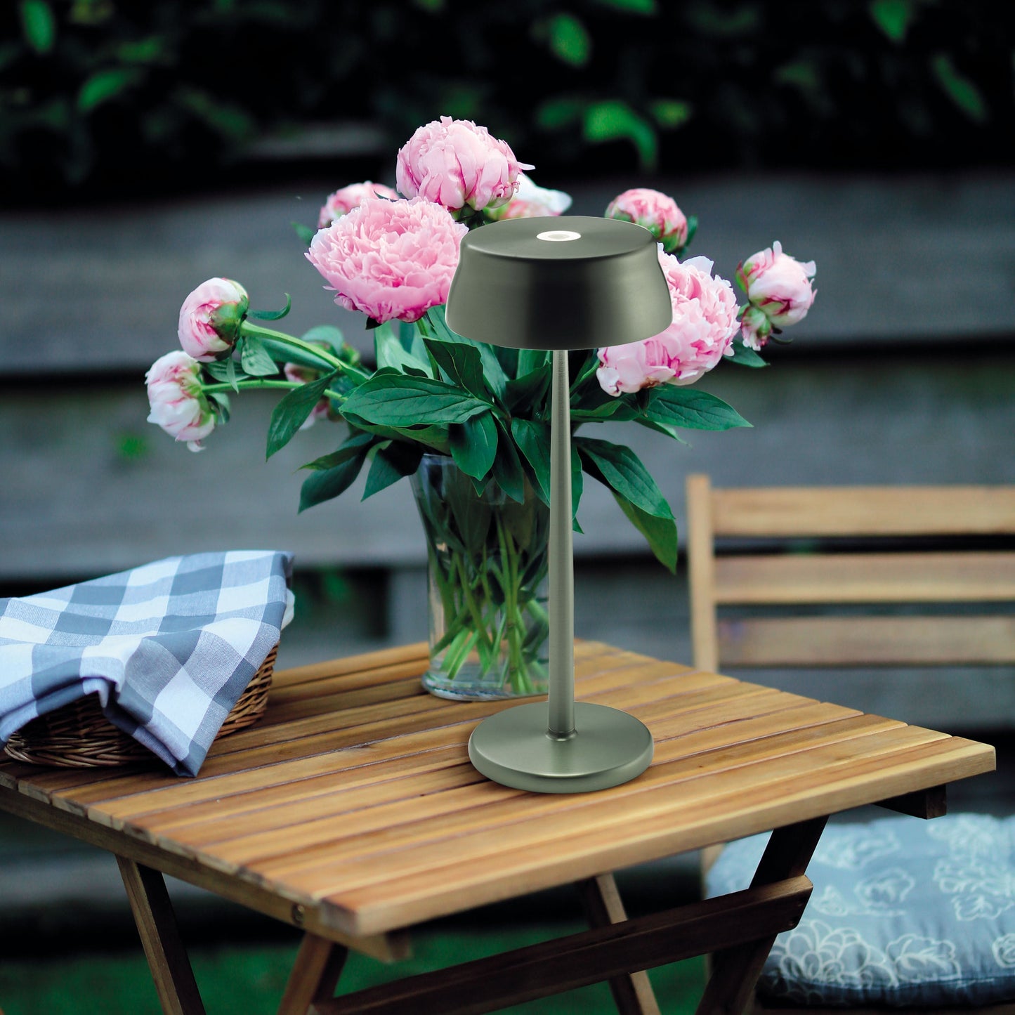 Sister Outdoor Portable Table Lamp