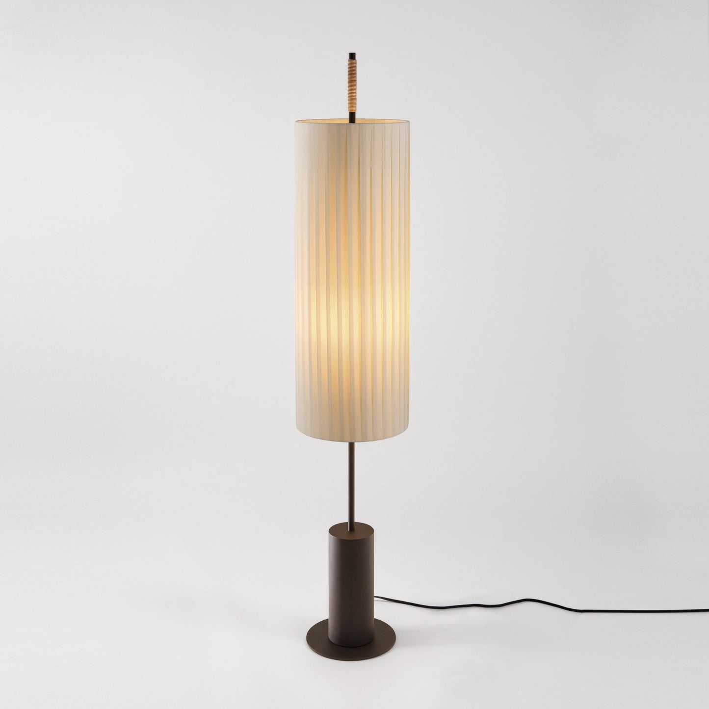 Dorica Floor Lamp