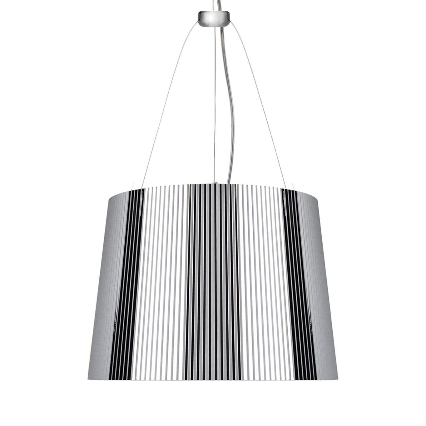 G Pendant Light