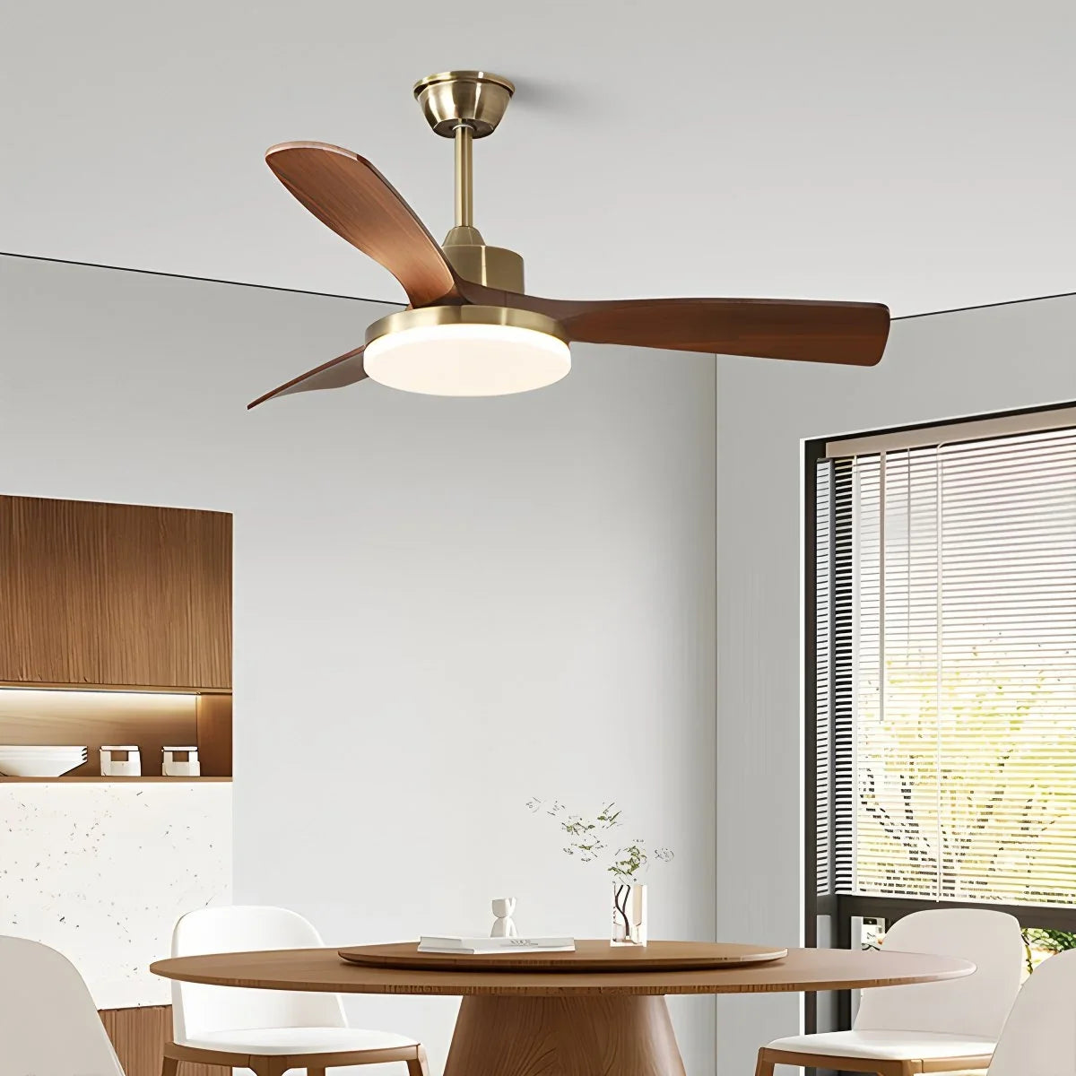 Modern 5-leaf Remote Control Ceiling Fan Light