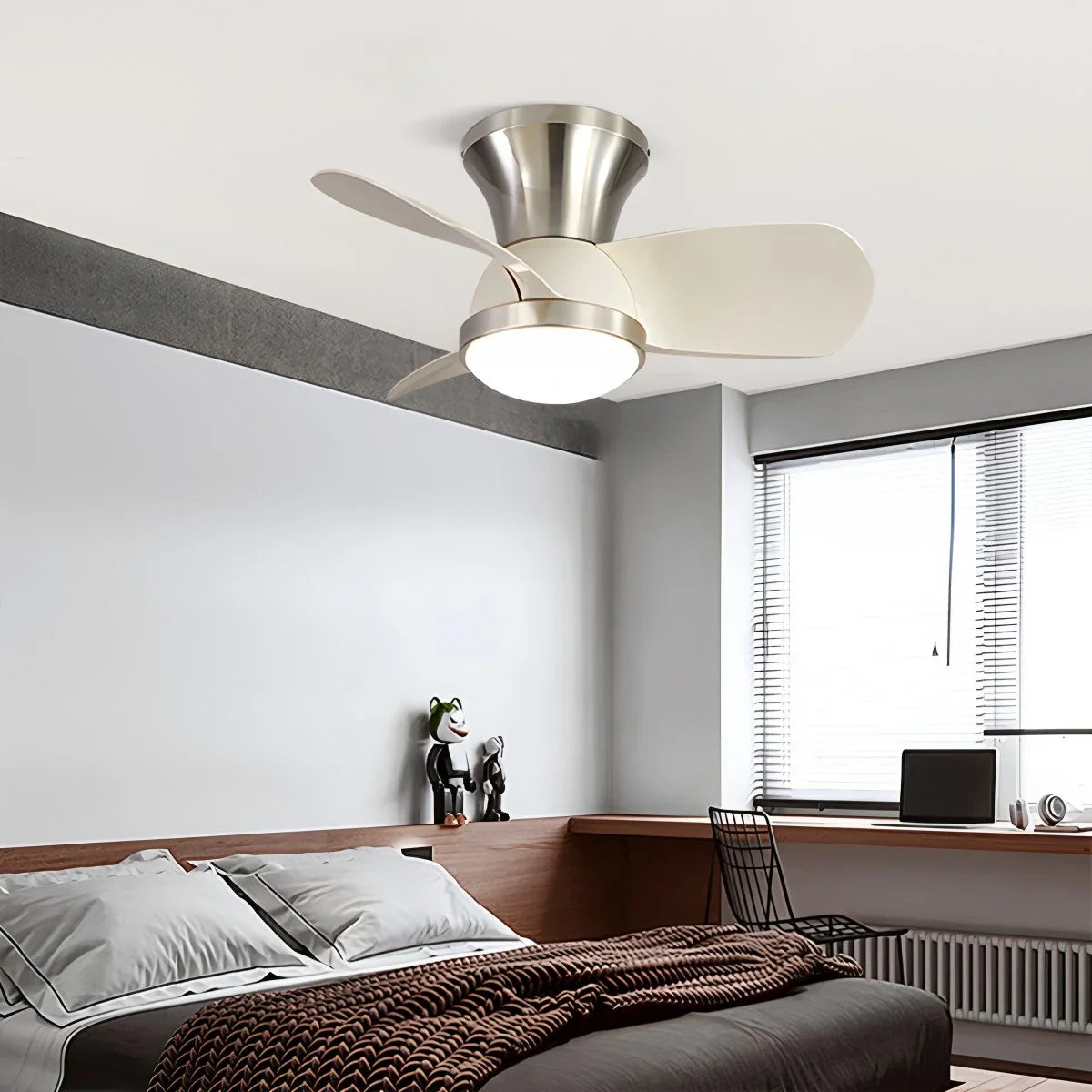 Simple Ceiling Fan Light for Children's Room