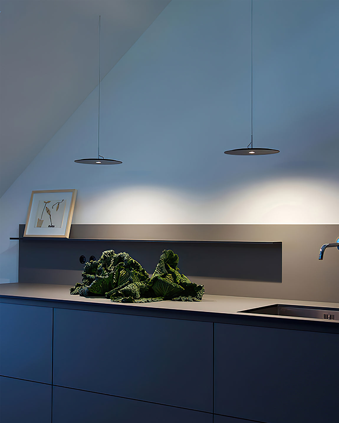 Eaves Pendant Lamp